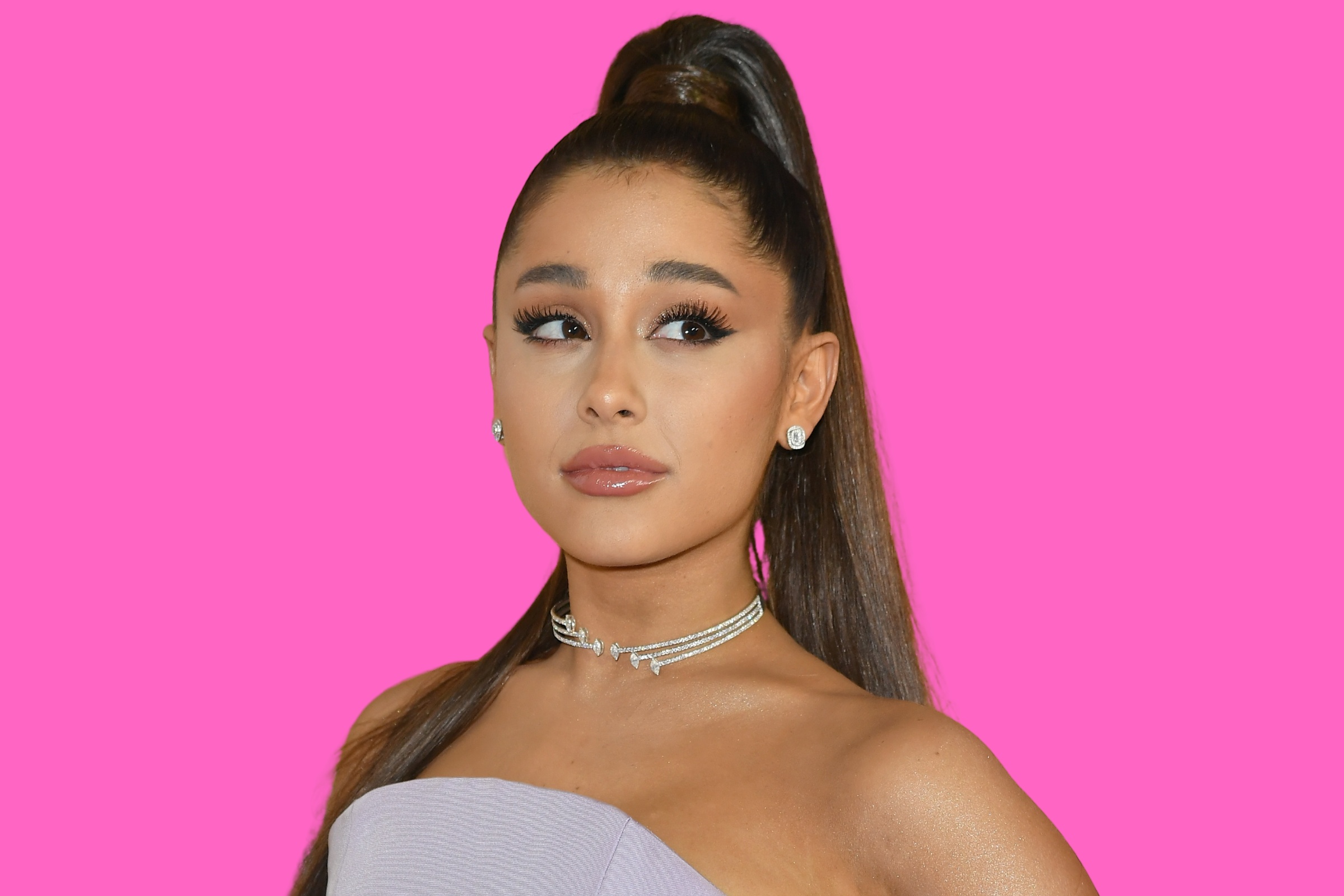 Ariana Grande qualifiée de « malade » par la mère d’une victime de Jeffrey Dahmer