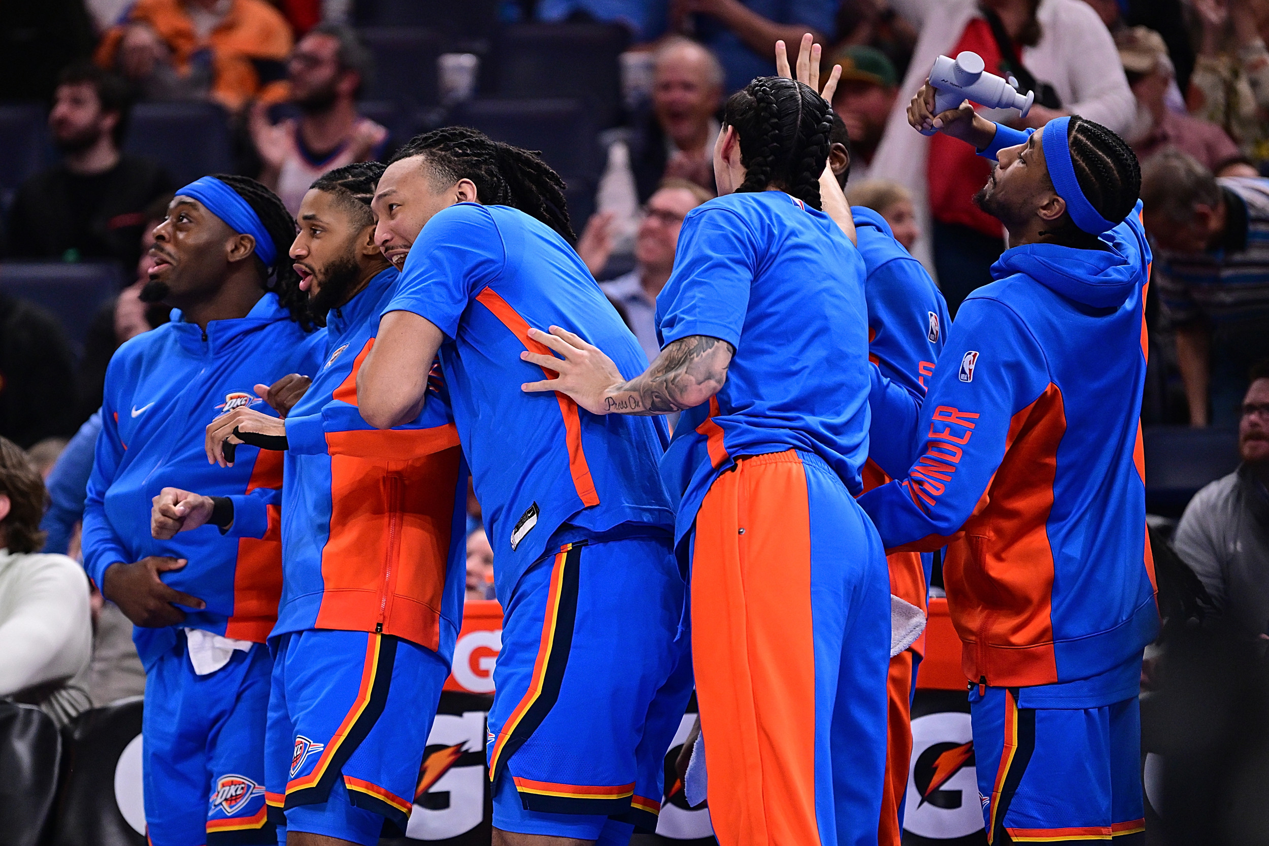 Warriors Make Trade, Acquire Guard From Thunder Ahead of NBA Draft Round 2