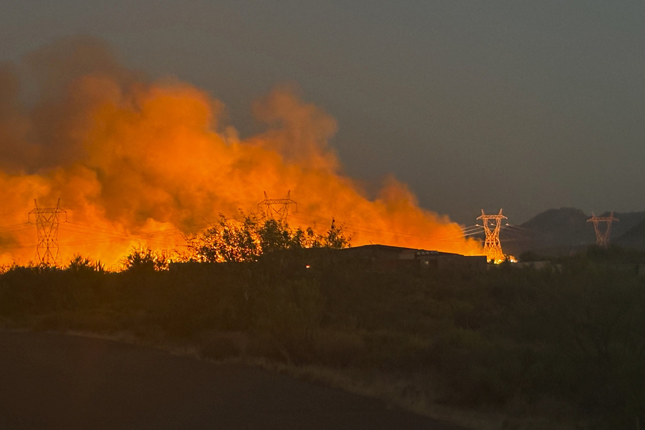 Human Caused Fire Forces Evacuations In Arizonas Maricopa County Newsweek