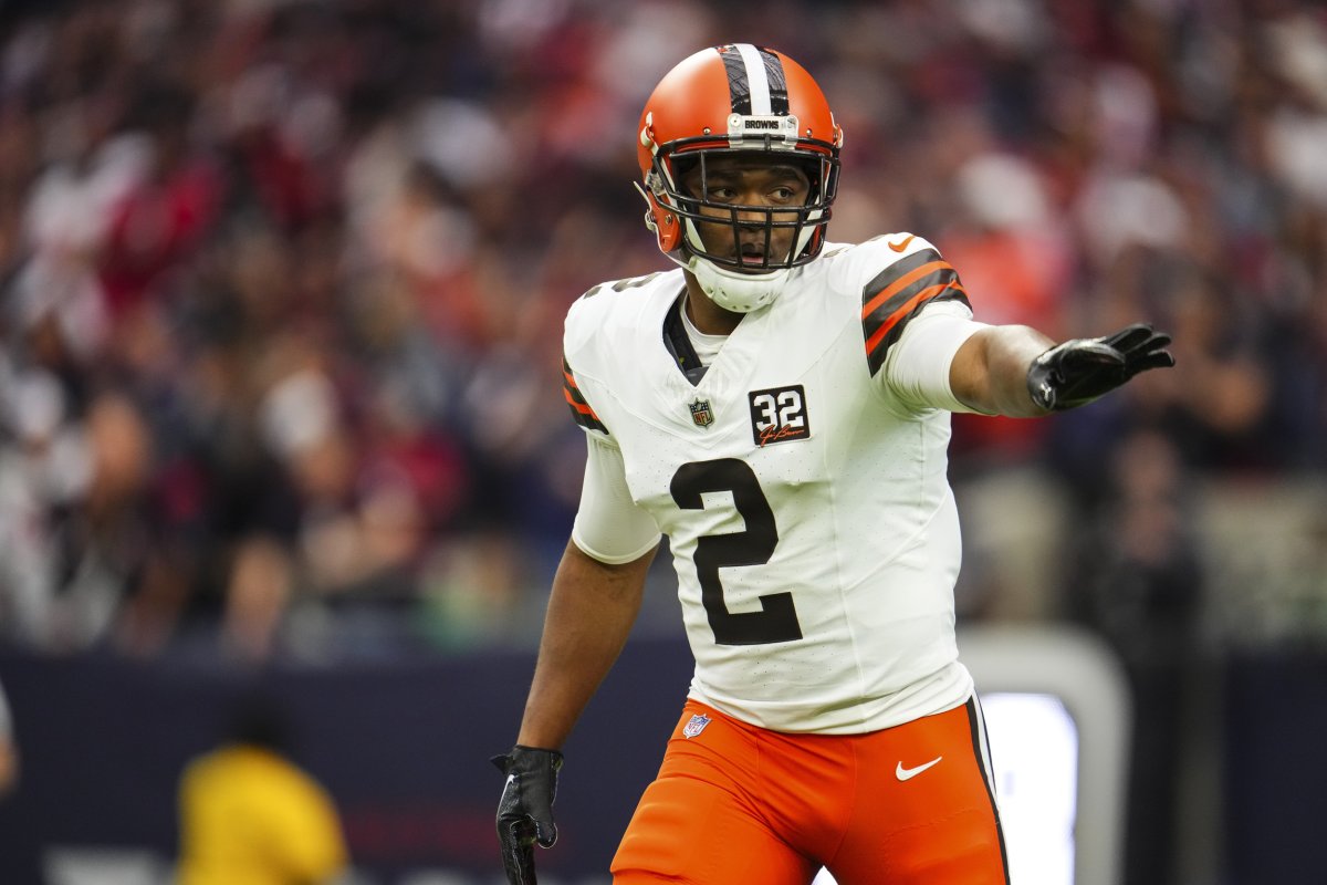 Browns News: Amari Cooper Didn't Hold Back About His Absence at Minicamp -  Newsweek