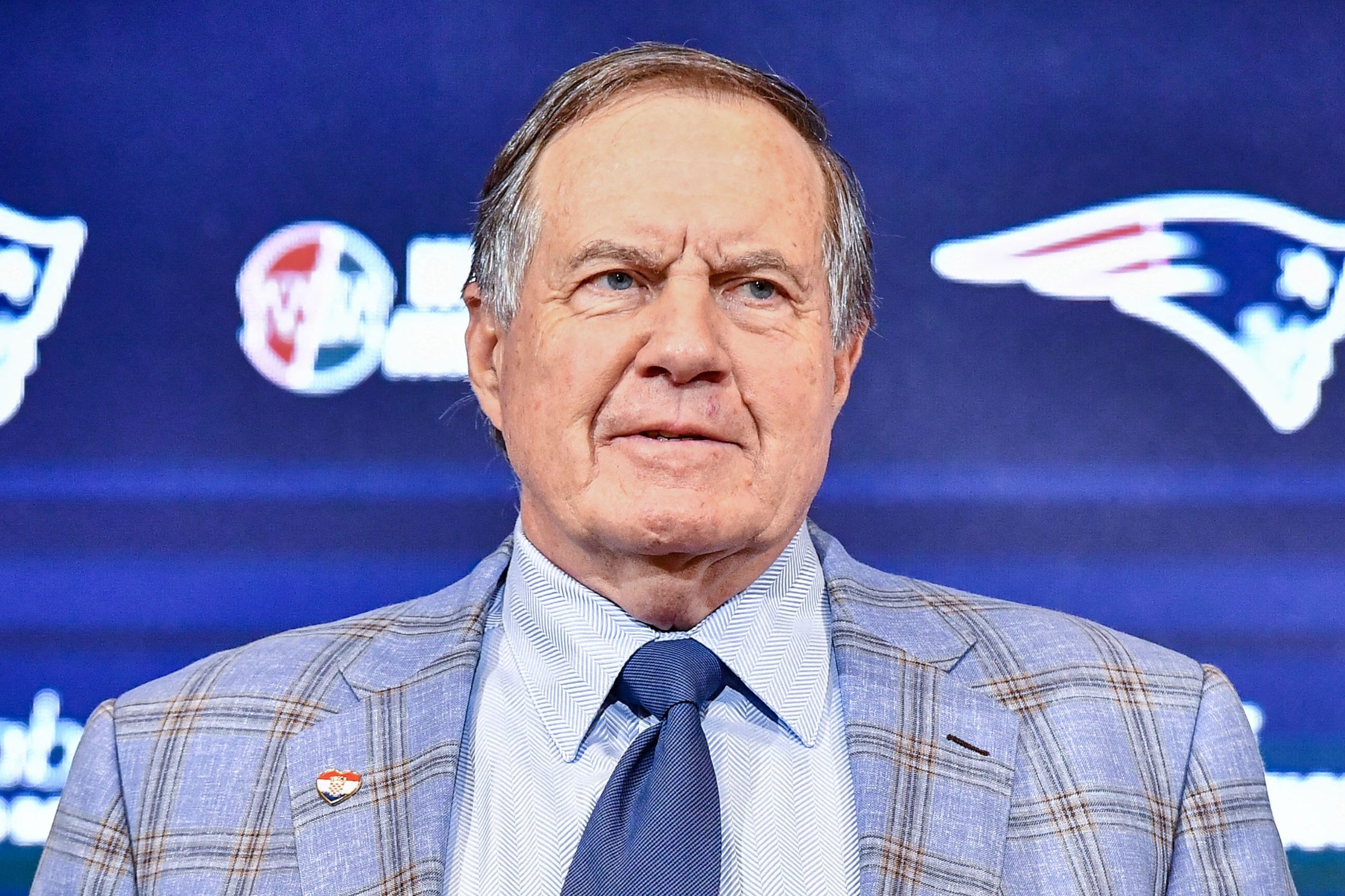 Bill Belichick Romance With 24-Year-Old Defended by Patriots Star ...