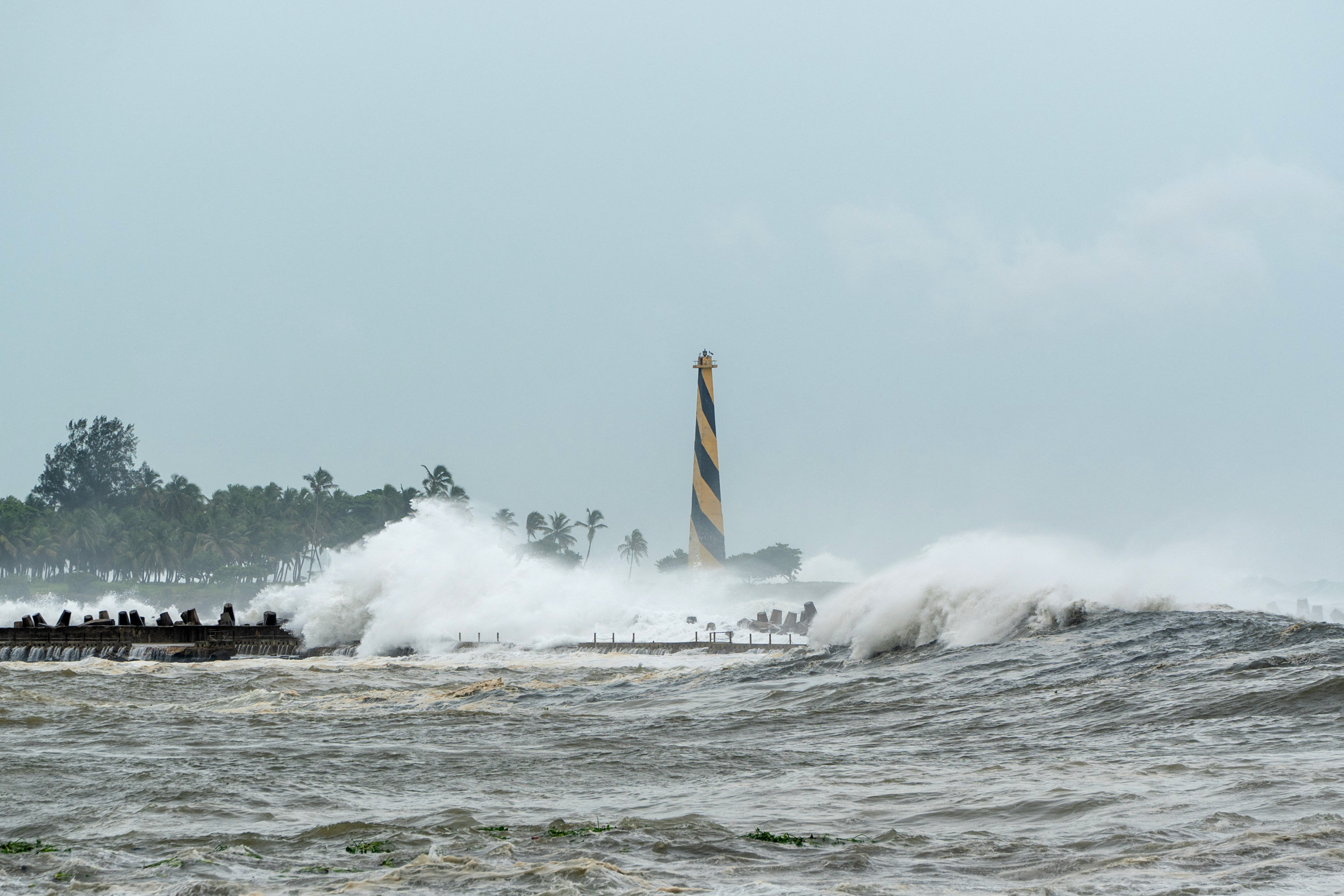 Hurricane Season Unleashed Brace For The Wrath Of Natures Fury - muzgam0