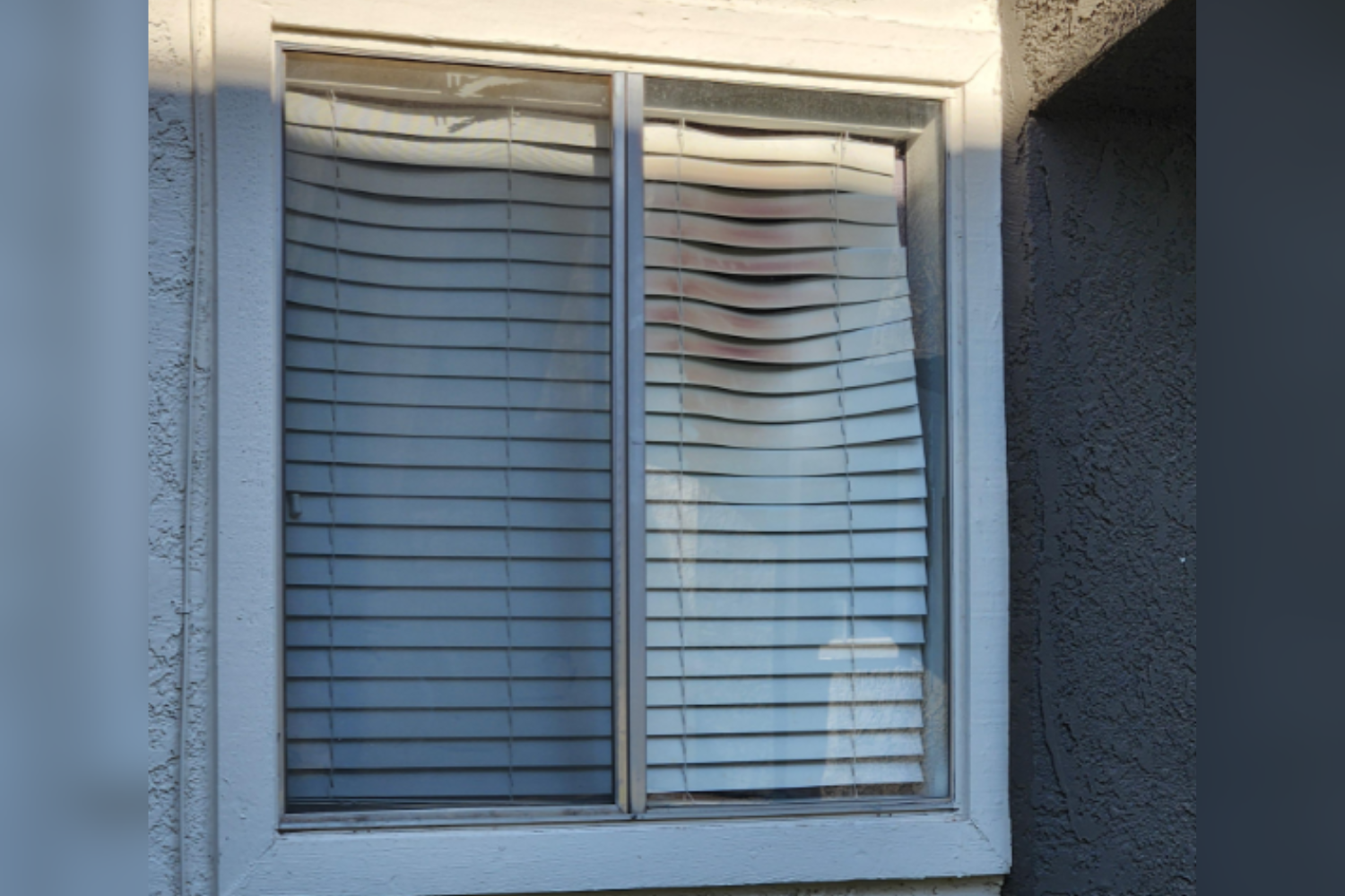 Blinds Melt in Arizona Amid Historic US Heat Wave as Temperatures Hit 118F Blinds Melt in Arizona Amid Historic US Heat Wave as Temperatures Hit 118F