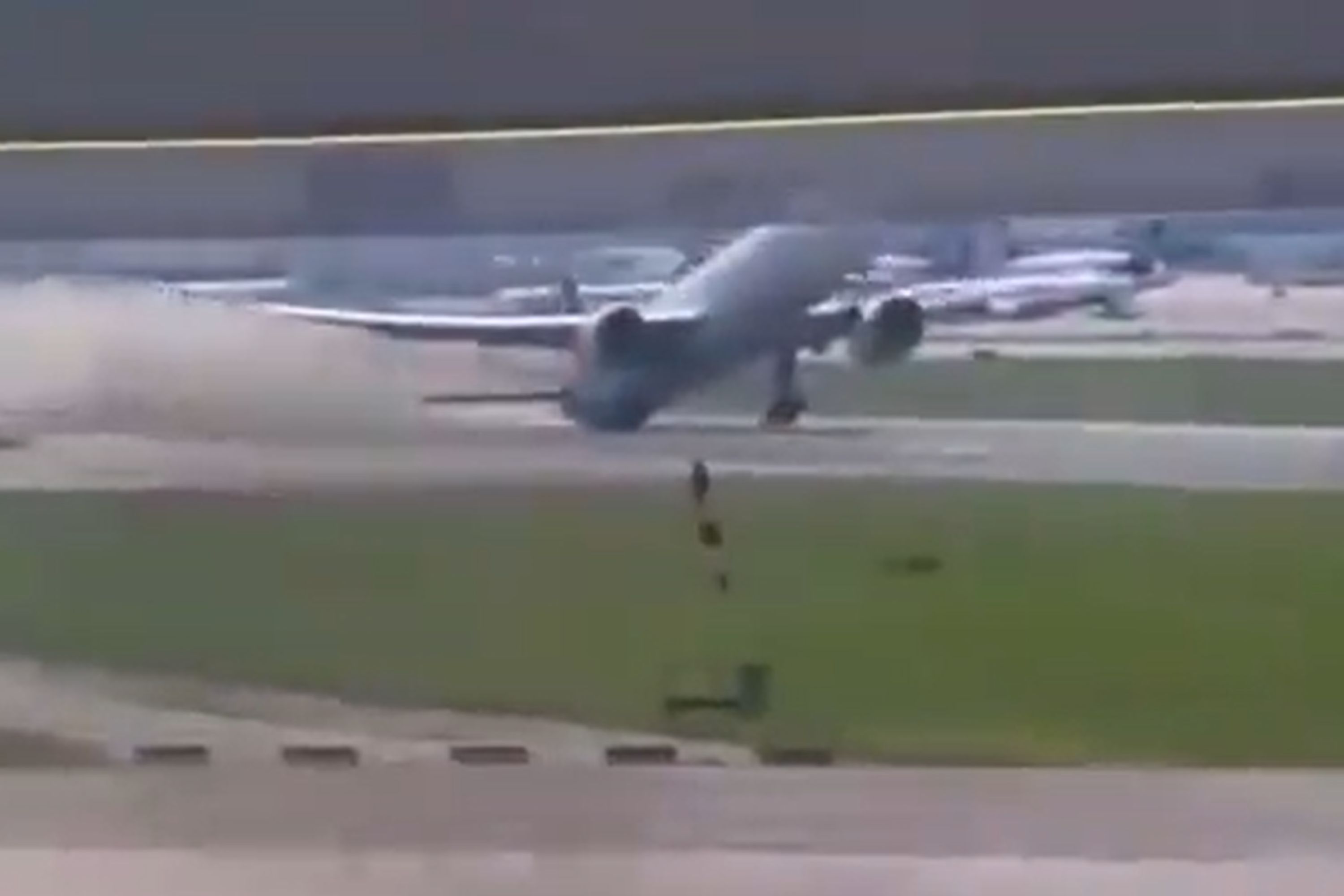 Boeing 777 Drags Tail Hundreds of Feet Along Runaway Before Takeoff ...