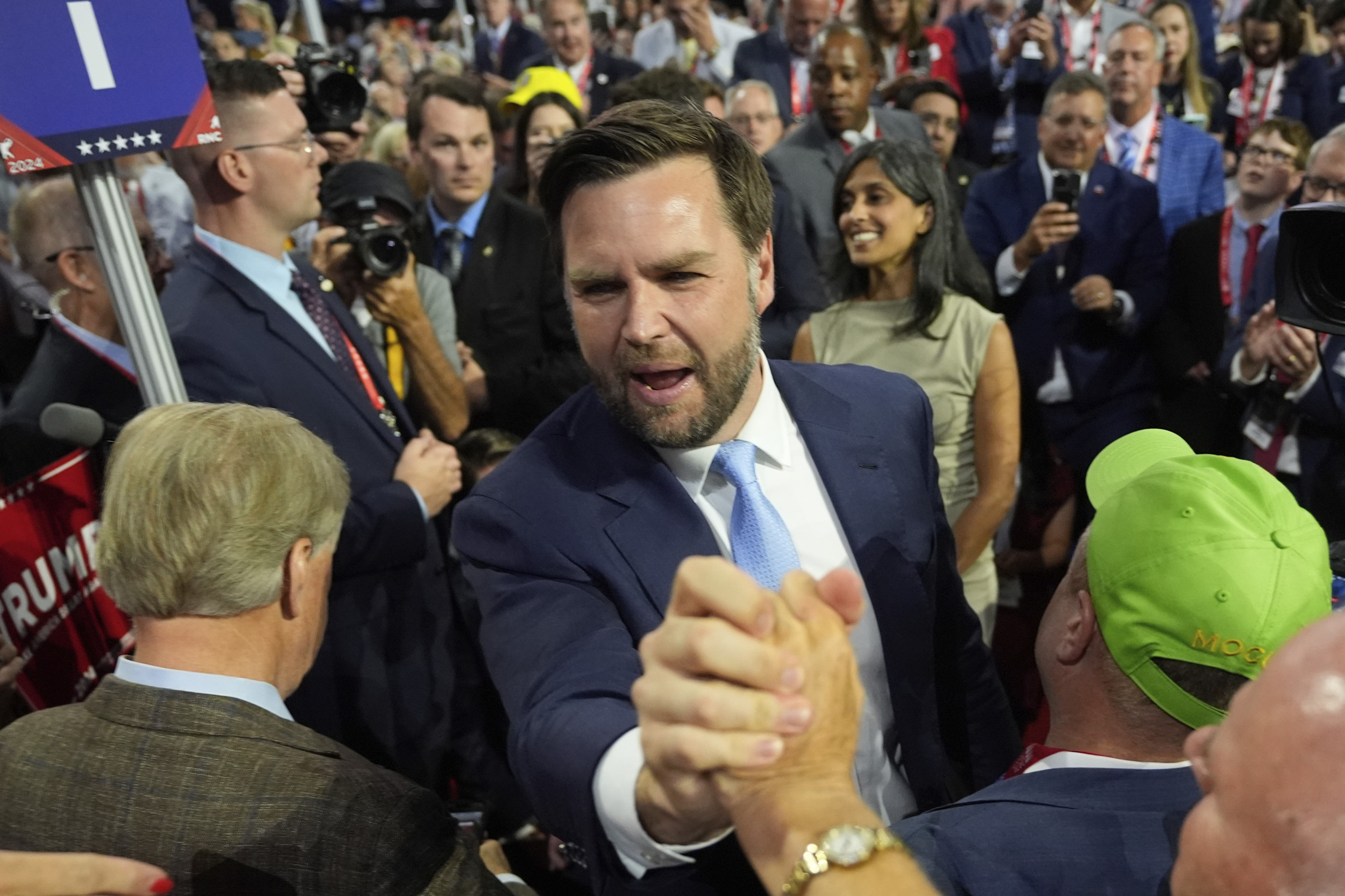 JD Vance's Ties to Project 2025 Leader Kevin Roberts - Newsweek