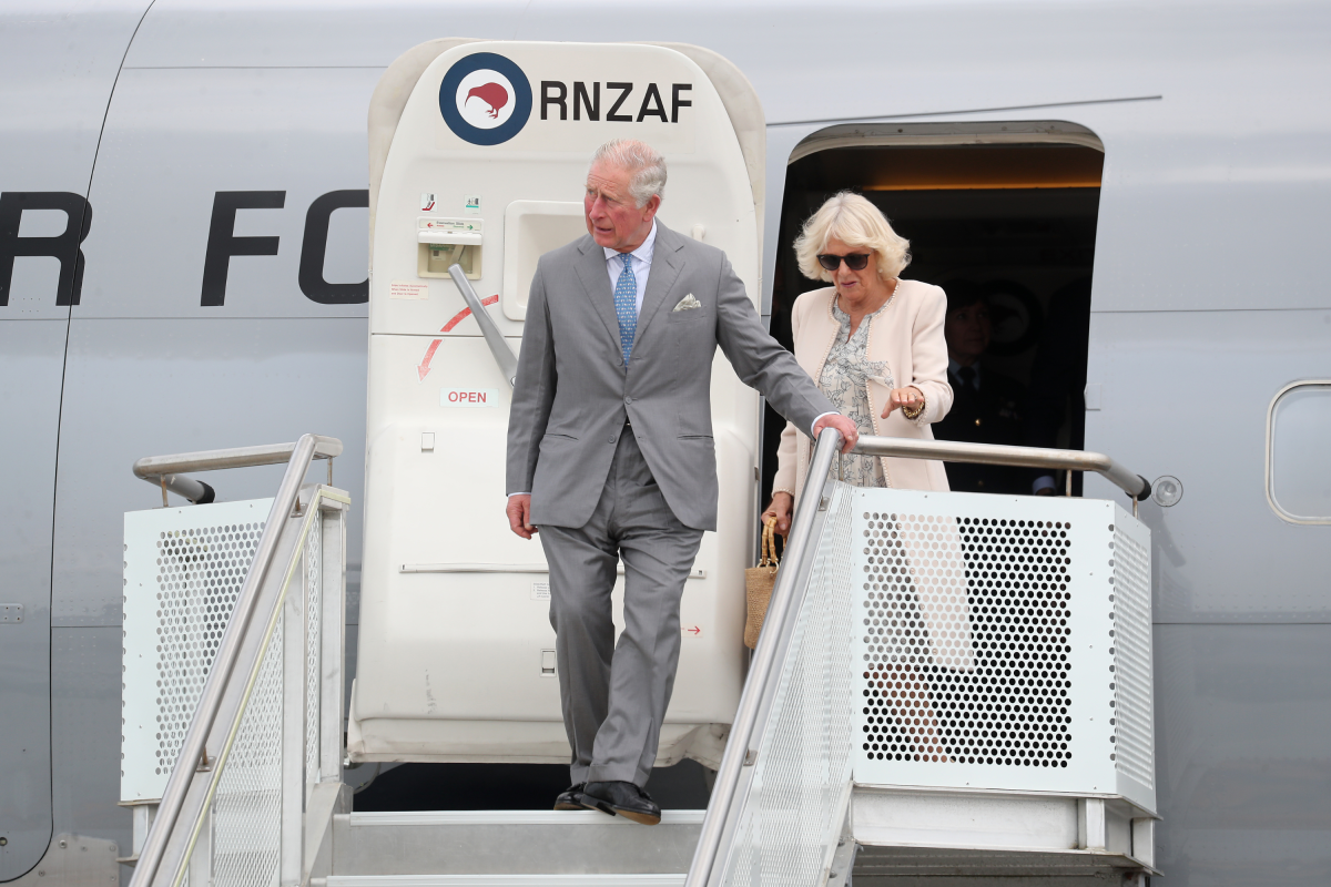El rey Carlos y la reina Camila de Nueva Zelanda