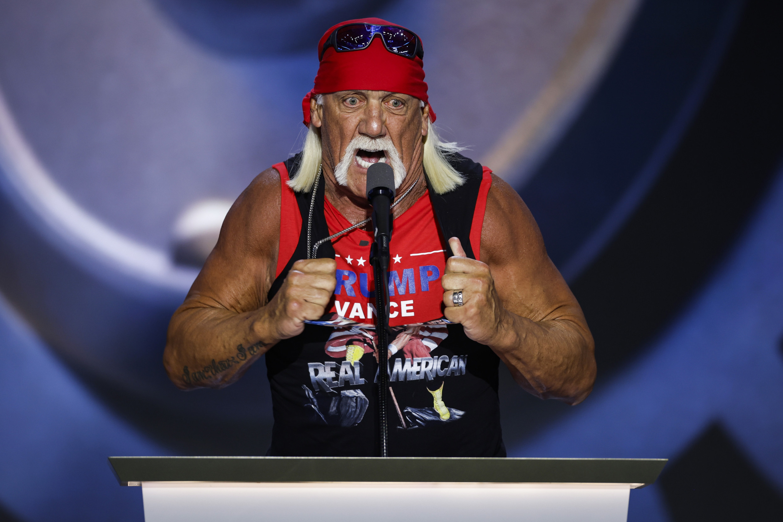 Hulk Hogan Fires Up RNC Crowd, Rips Shirt Off: 'Let Trumpamania Run Wild!' - Newsweek