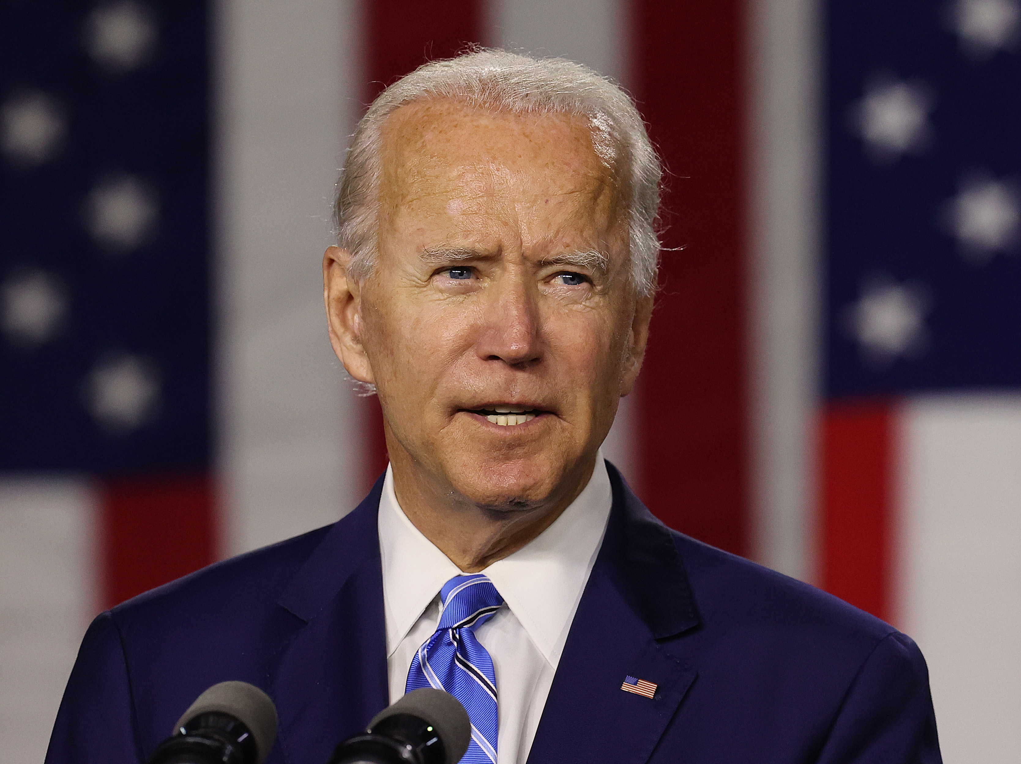 Battleground State Democrats Back Biden Despite Age Concerns Poll