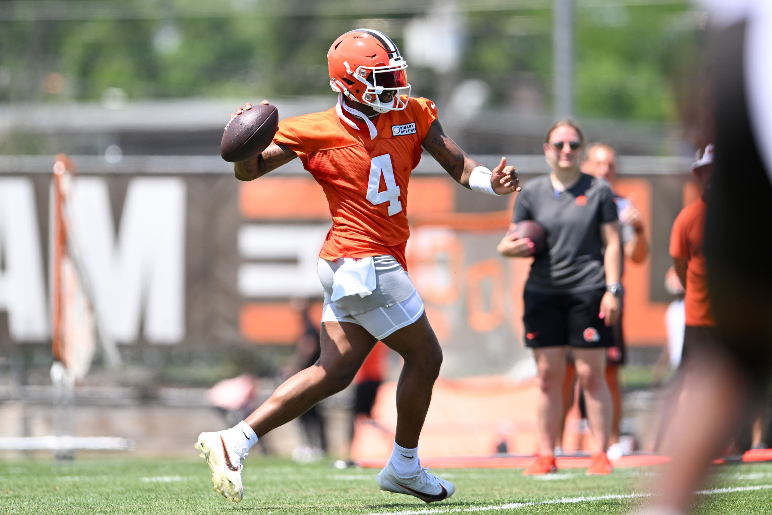 Browns News: Deshaun Watson Provides Optimistic Update On Injury Status ...