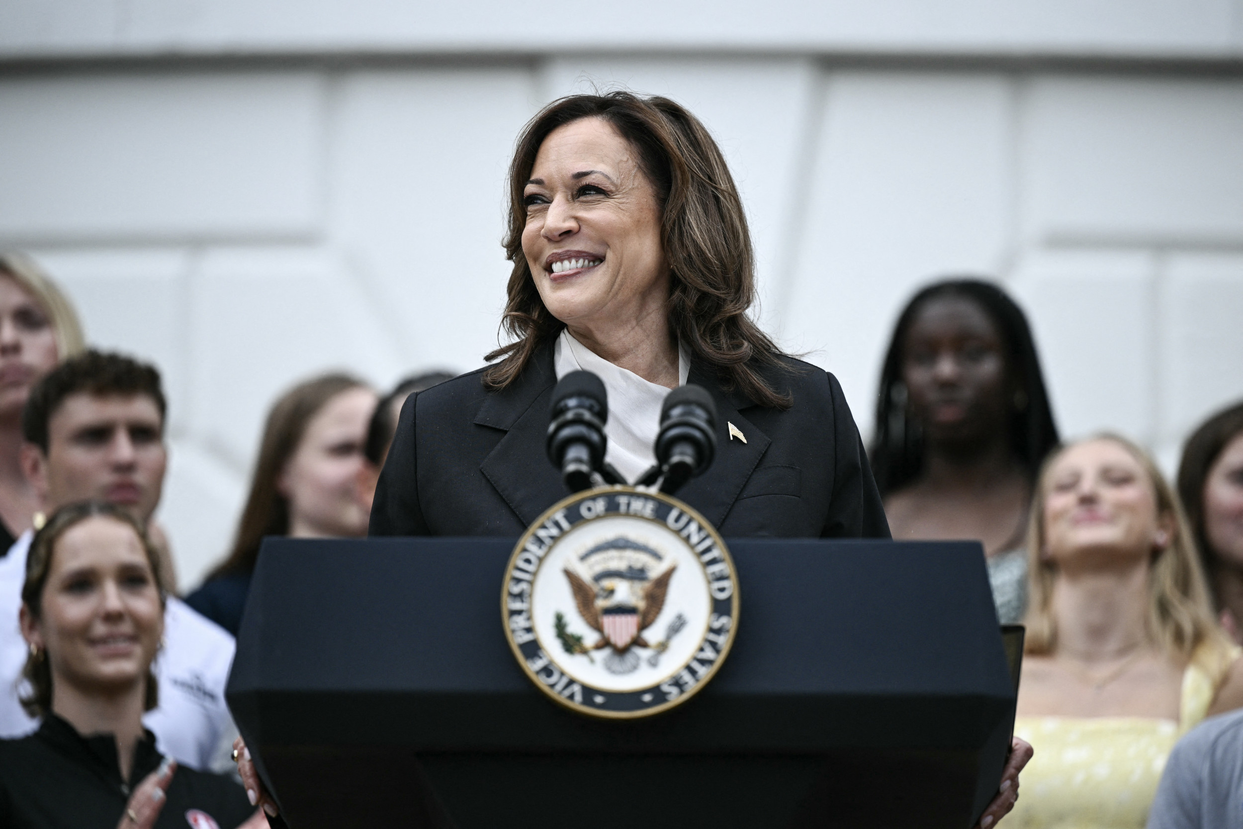 Donald Trump Pollster Warns Kamala Harris Likely to Take the Lead