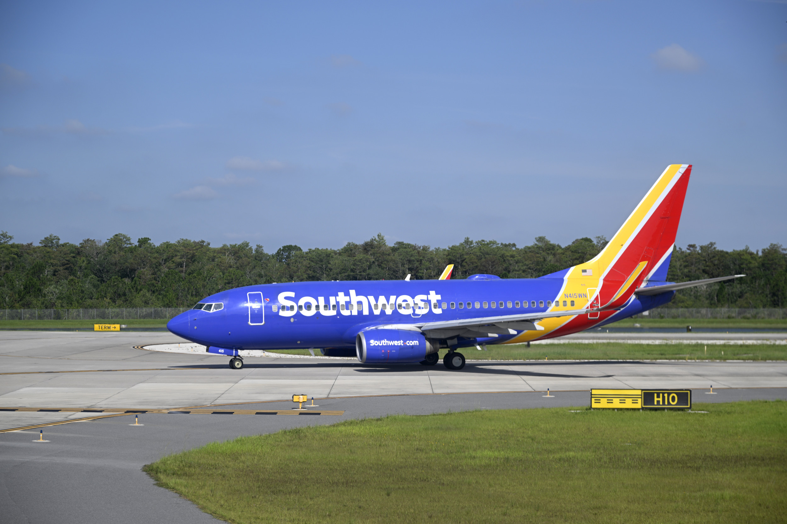 Southwest Airlines Makes Biggest Change Ever After Profits Plunge ...