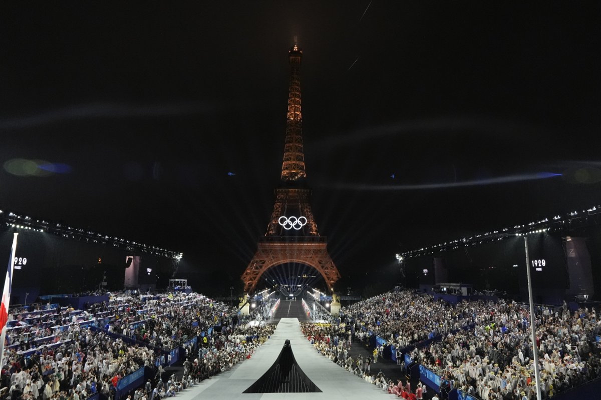 Điểm chính lễ khai mạc Olympic: Celine Dion, Lady Gaga và nhiều nghệ sĩ khác