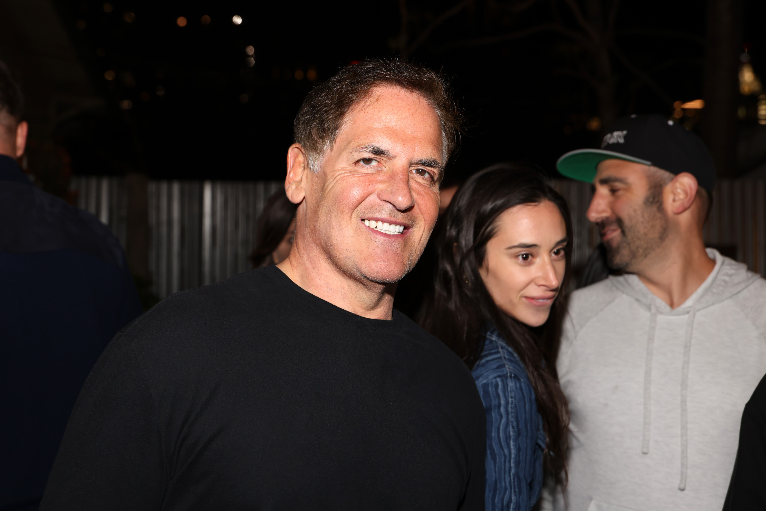 Mark Cuban Finds MAGA Trend on Social Media