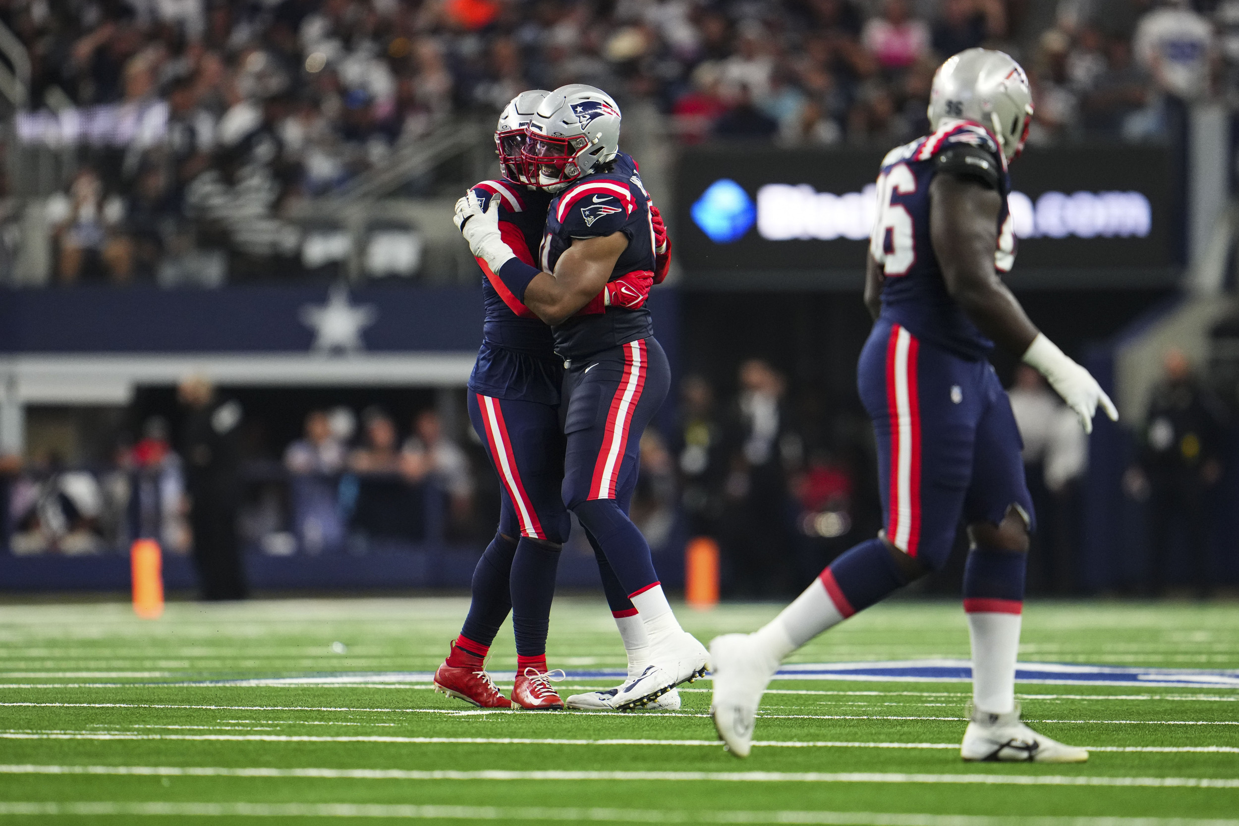 Disgruntled Patriots Star Walks Out of Practice Amid Contract Issues