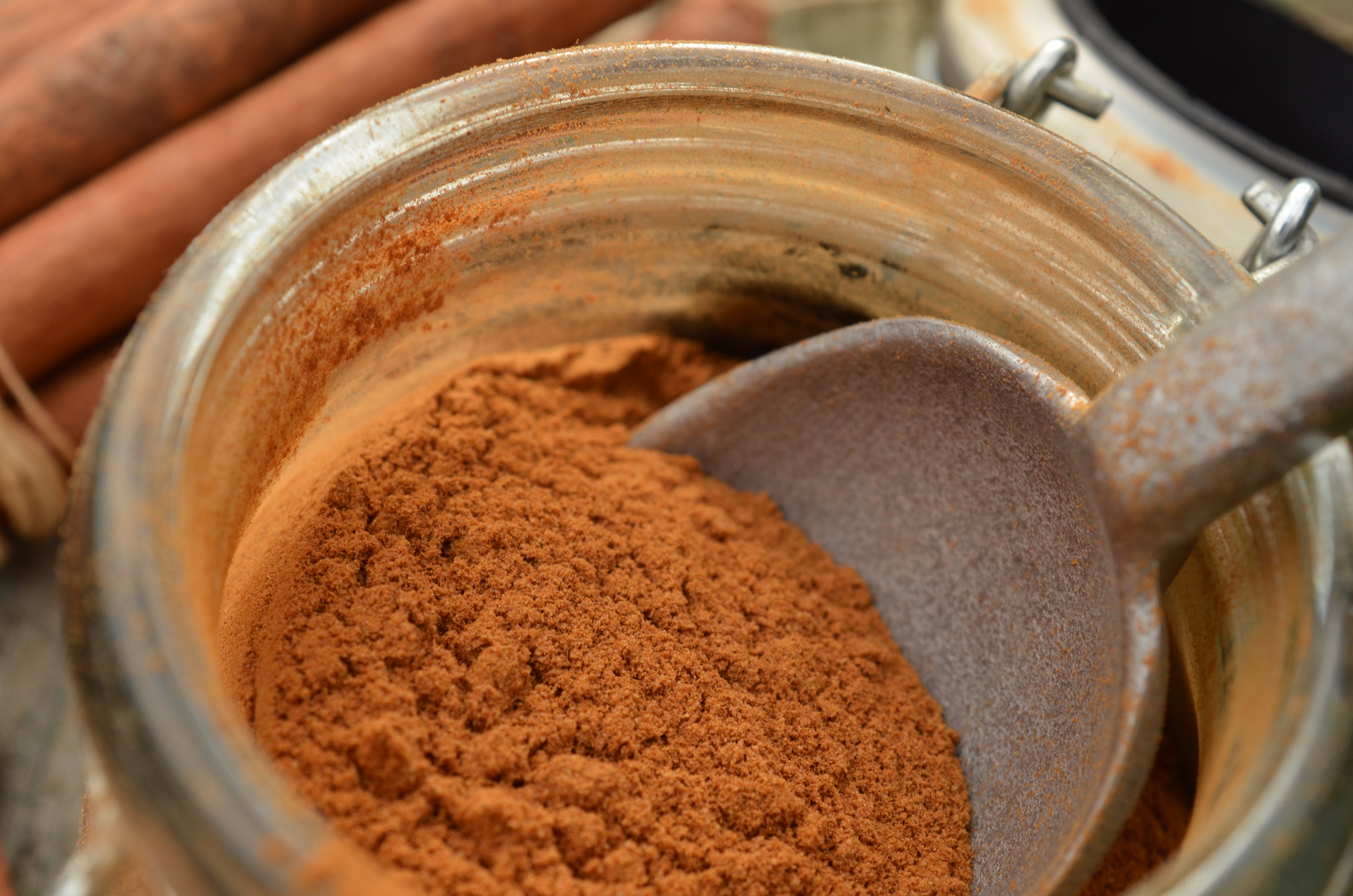 Important Recall: Lead Contamination in Cinnamon Powder