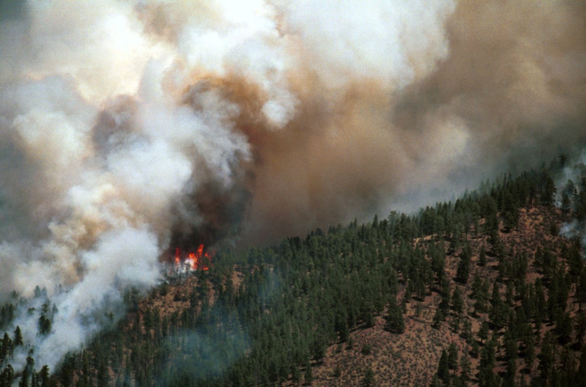 Colorado Officials Use Drinking Water For Fire