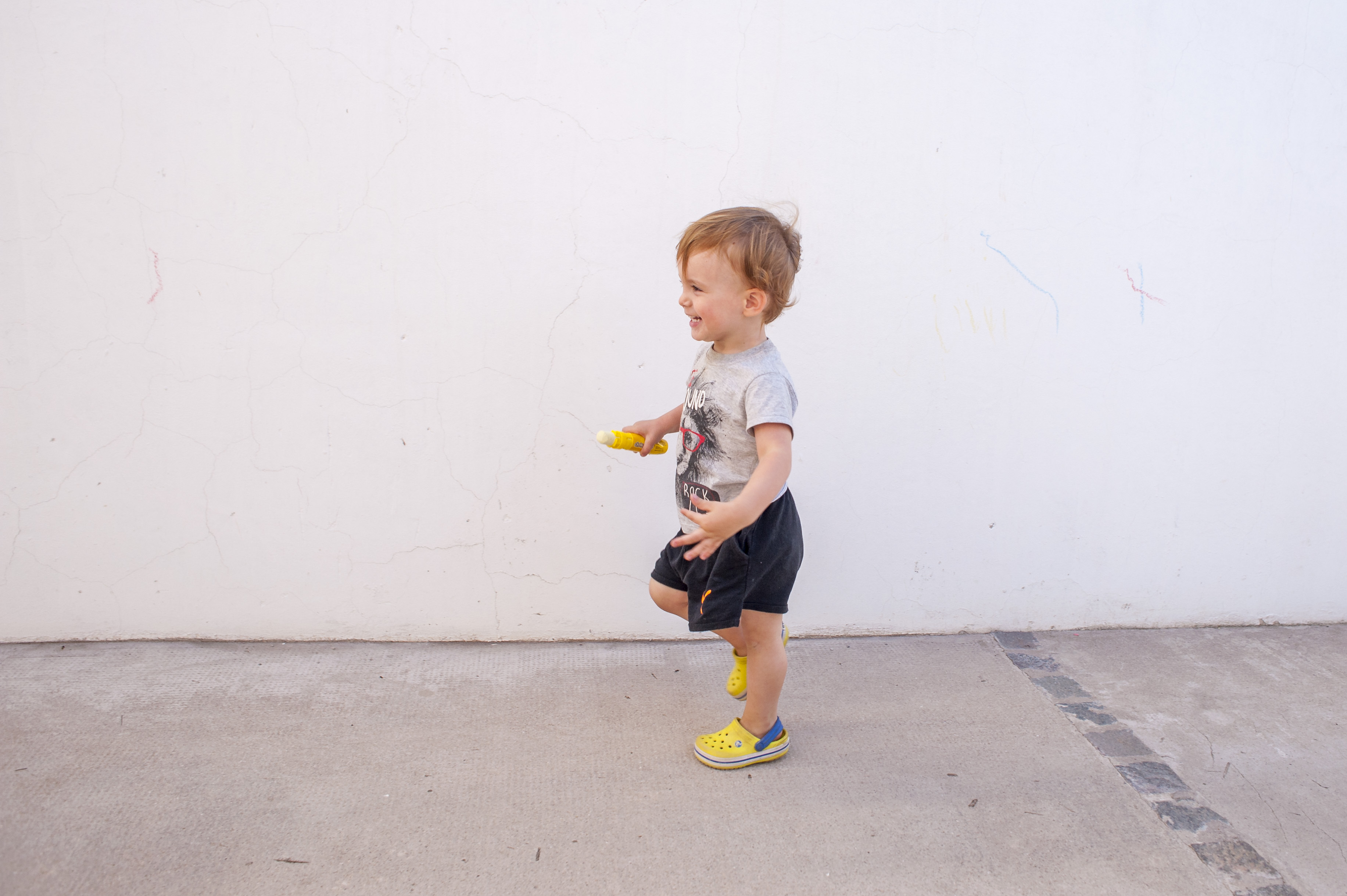 Unraveling Toddler Fashion: The Great Shorts Size Debate Among Parents