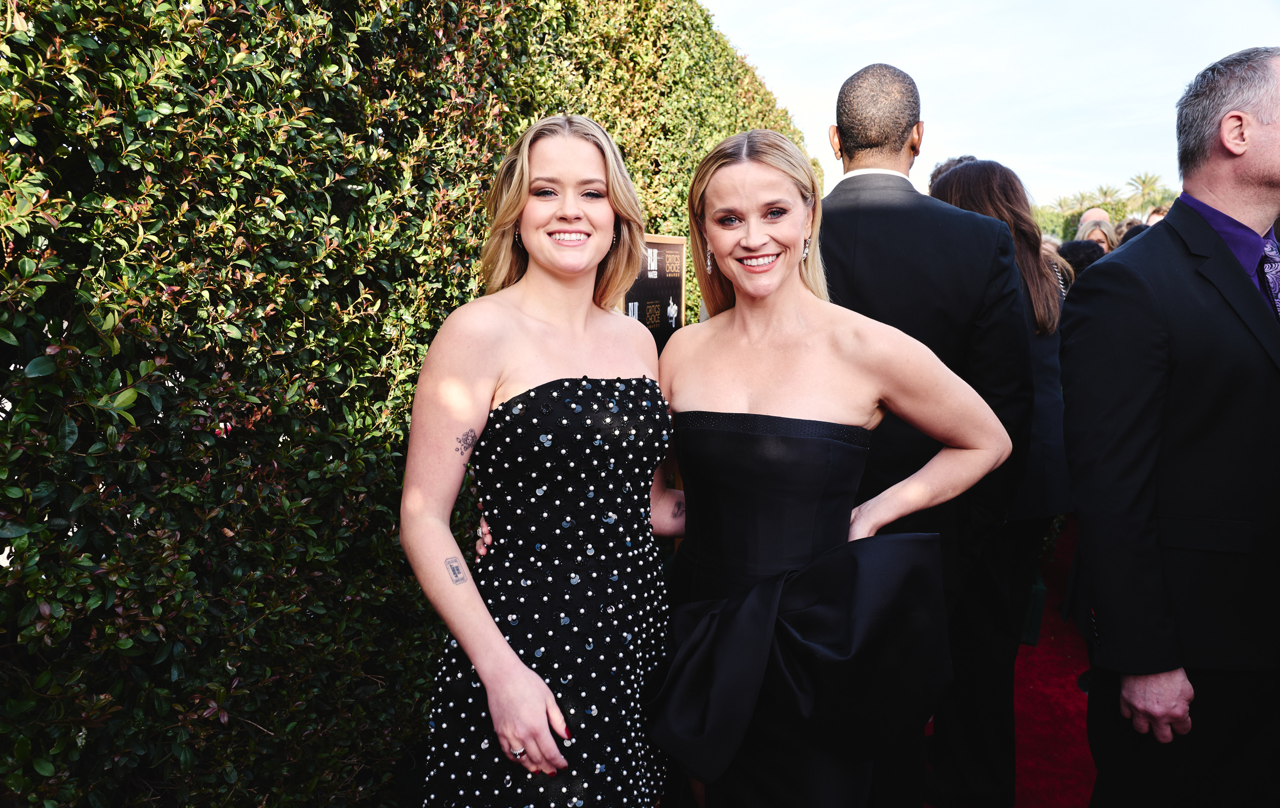 Ryan Philippe Og Ava Reese Witherspoon Isn't Pressuring Daughter Ava