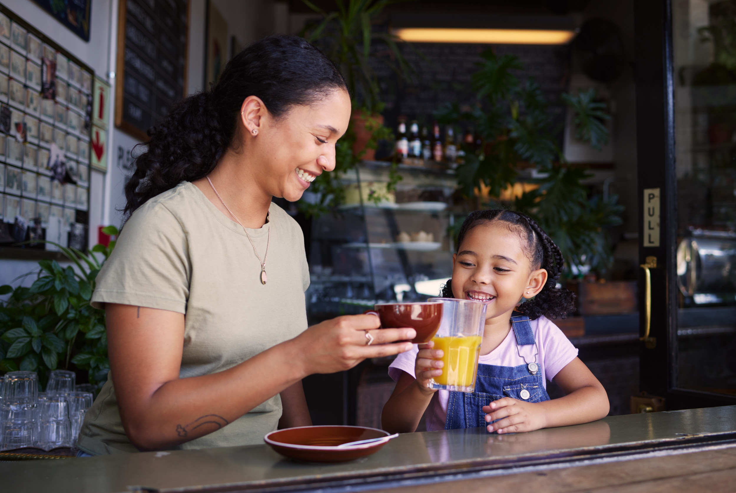 Almond Croissant Moms Unite: One Woman’s Heartfelt Call Brings the Internet Together