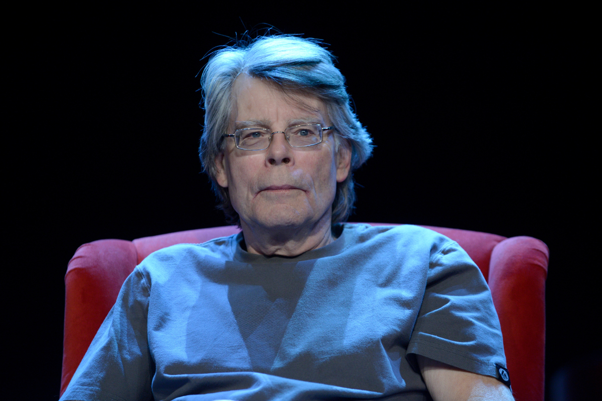 Stephen King calls out Fox News host—