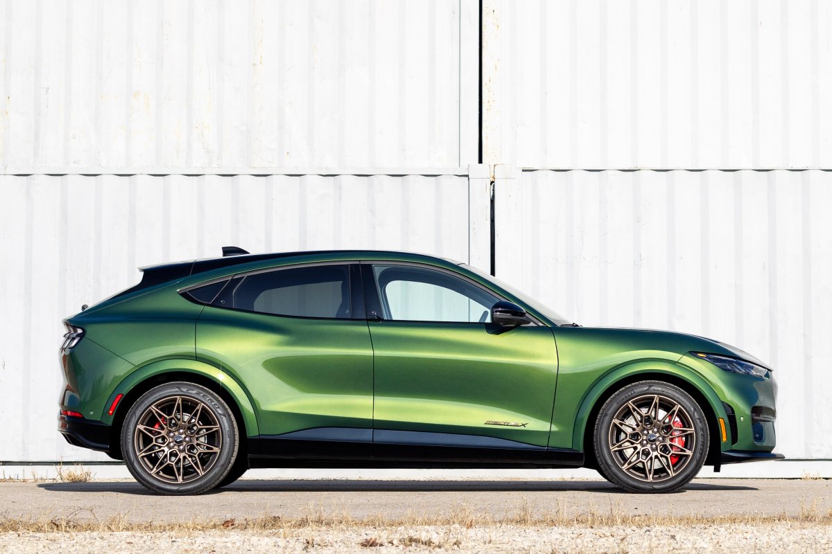 2024 Ford Mustang Mach-E