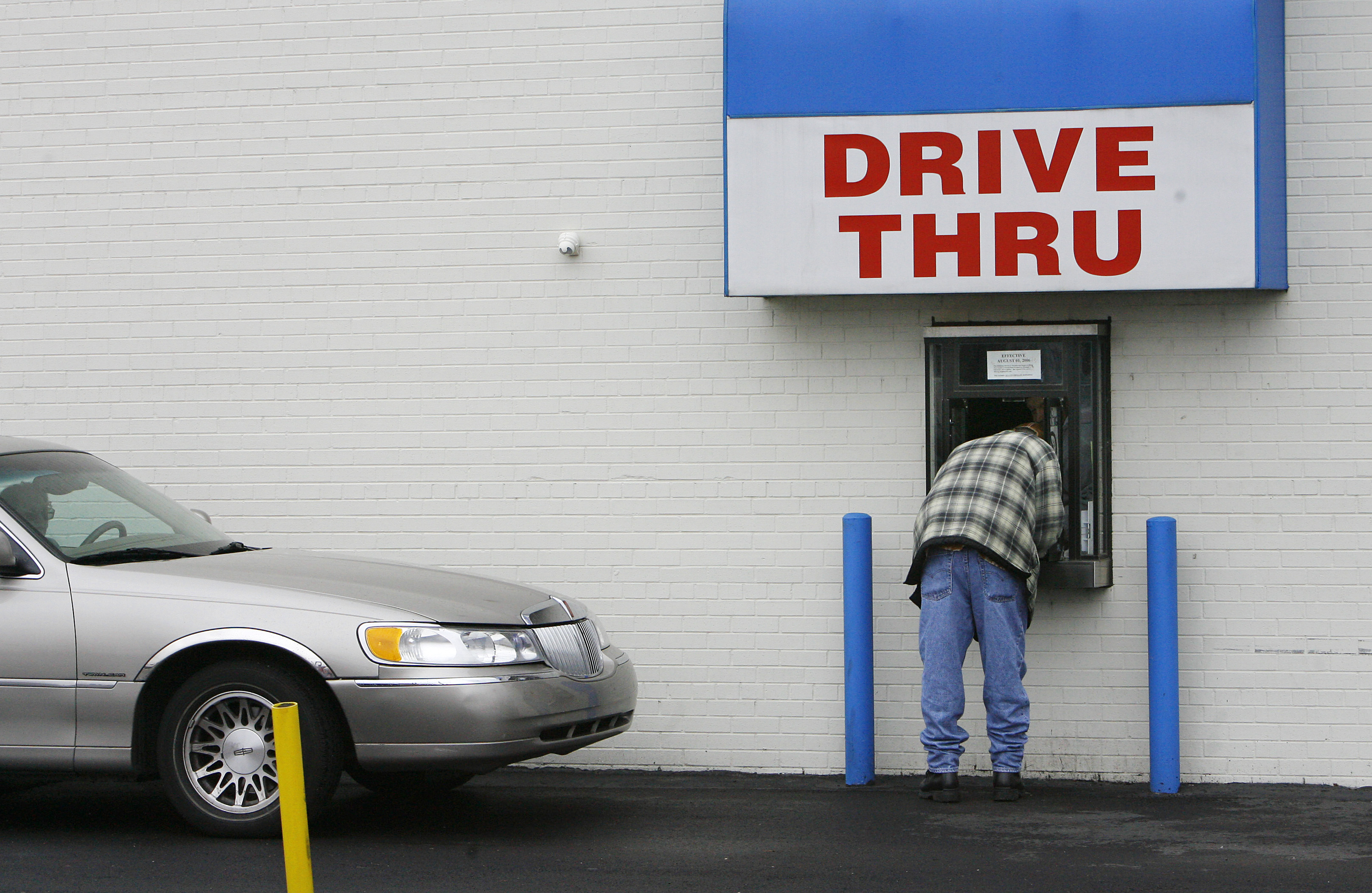 Texas Residents Urged to Stay Clear of Drive-Through Lanes