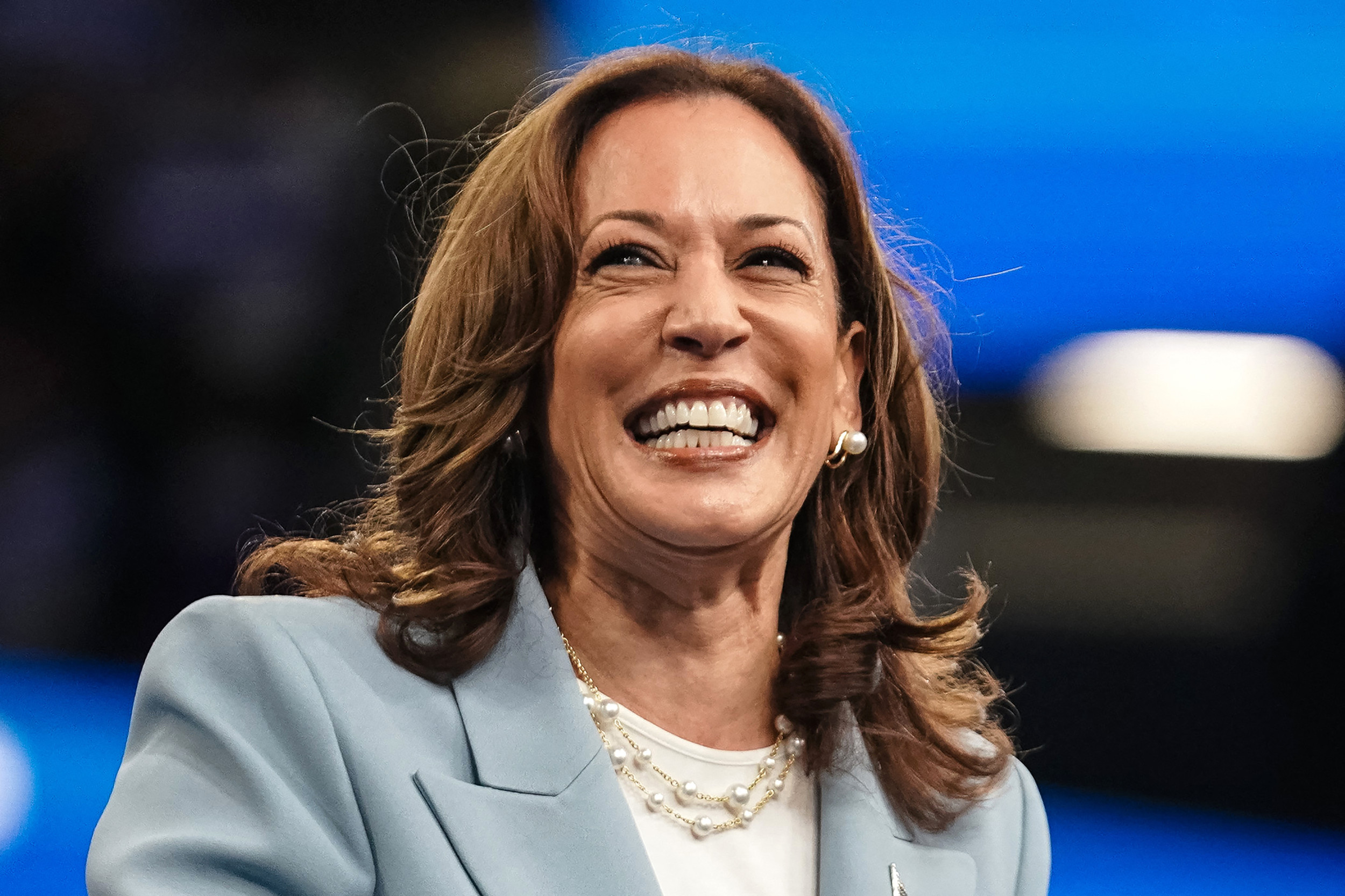 Kamala Harris Erodes Trust In Donald Trump s Economy Newsweek Kamala Harris Erodes Trust In Donald Trump s Economy Newsweek