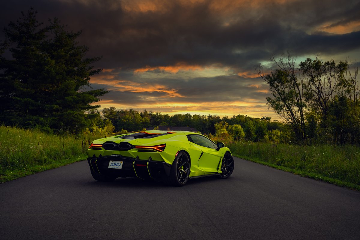 2024 Lamborghini Revuelto