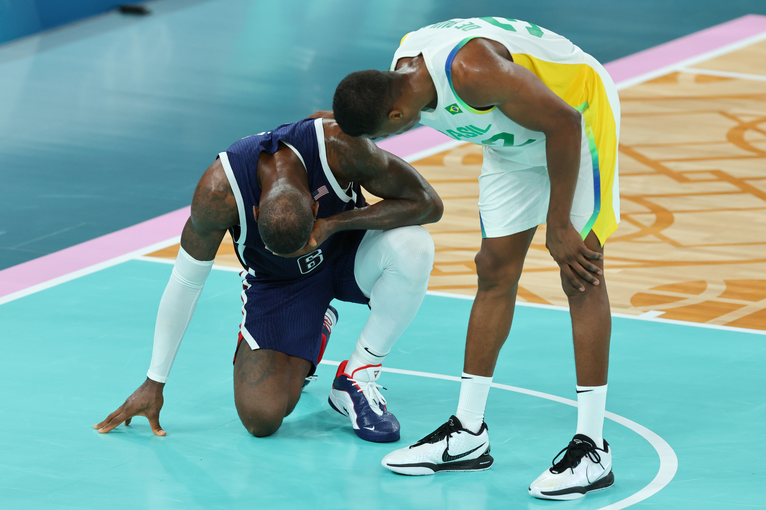 LeBron James Faces Injury in Olympics Quarterfinals, Gets Stitches