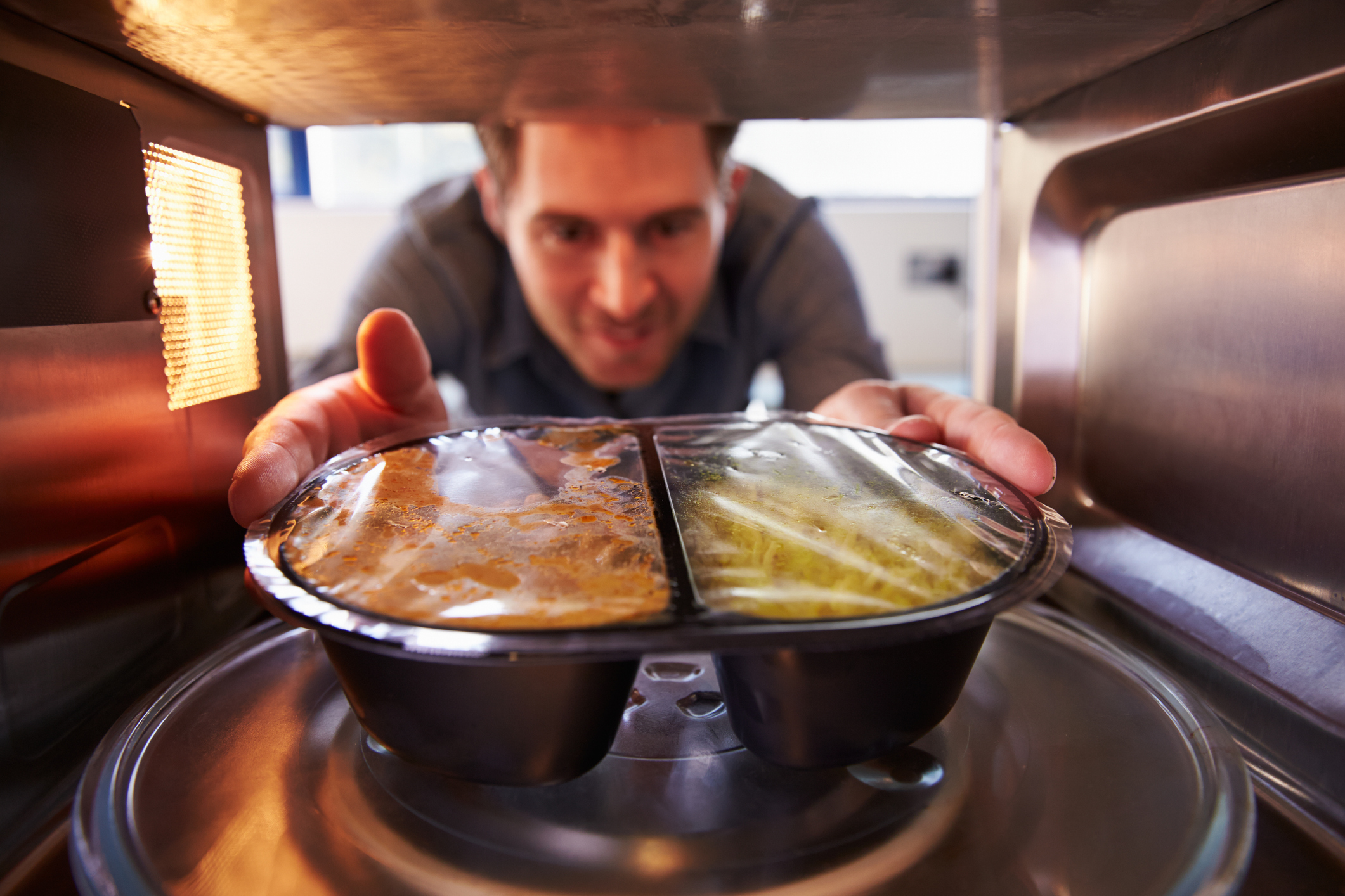 Kitchen Warning After Scientists Discover ‘Unexpected’ Health Risk From Microwaves