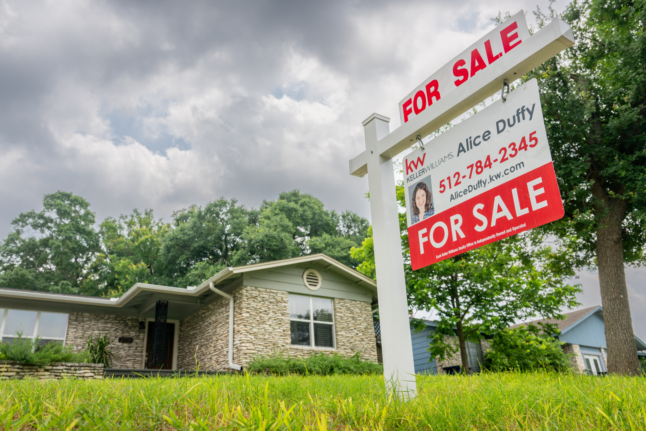 Austin housing market “distress” sees prices slashed by over 30 percent