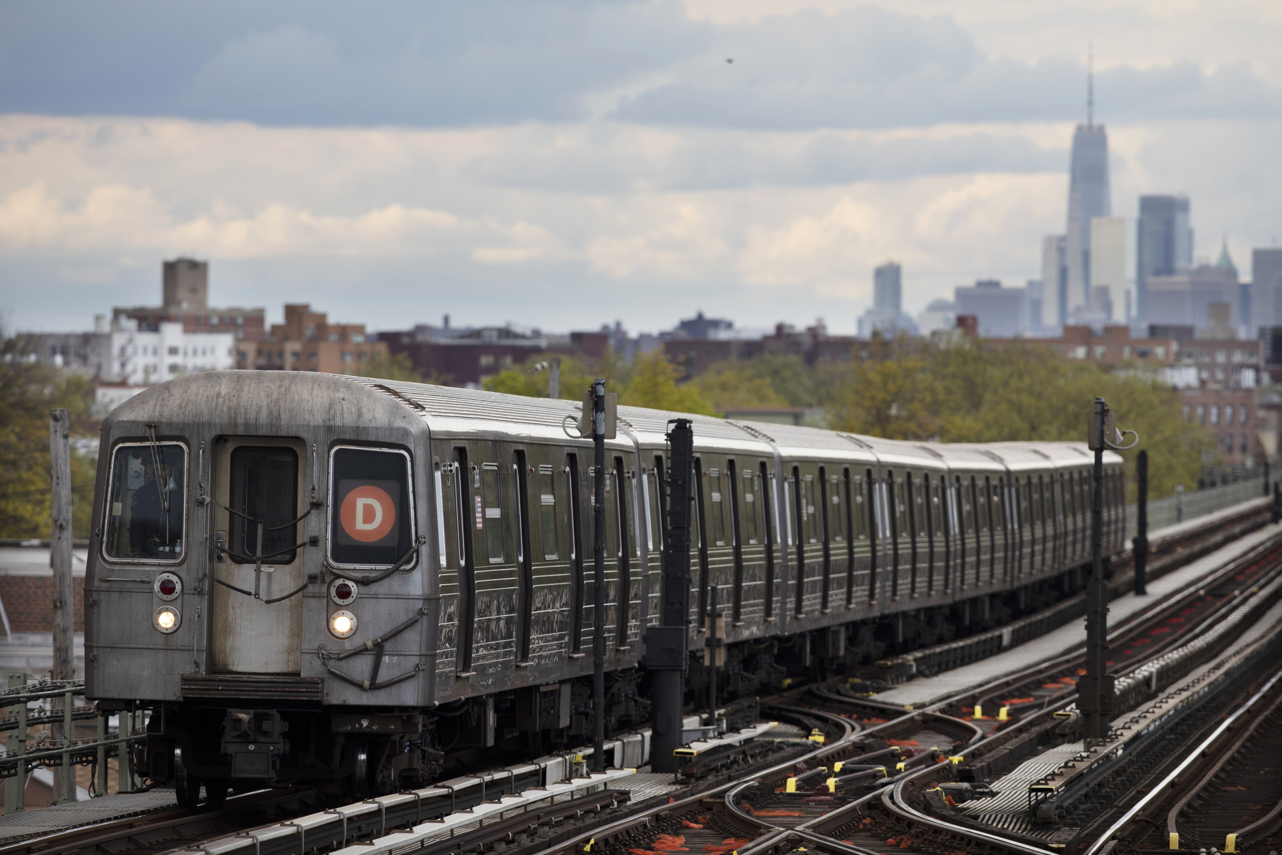 Almost half of all US women want subways and trains for women only