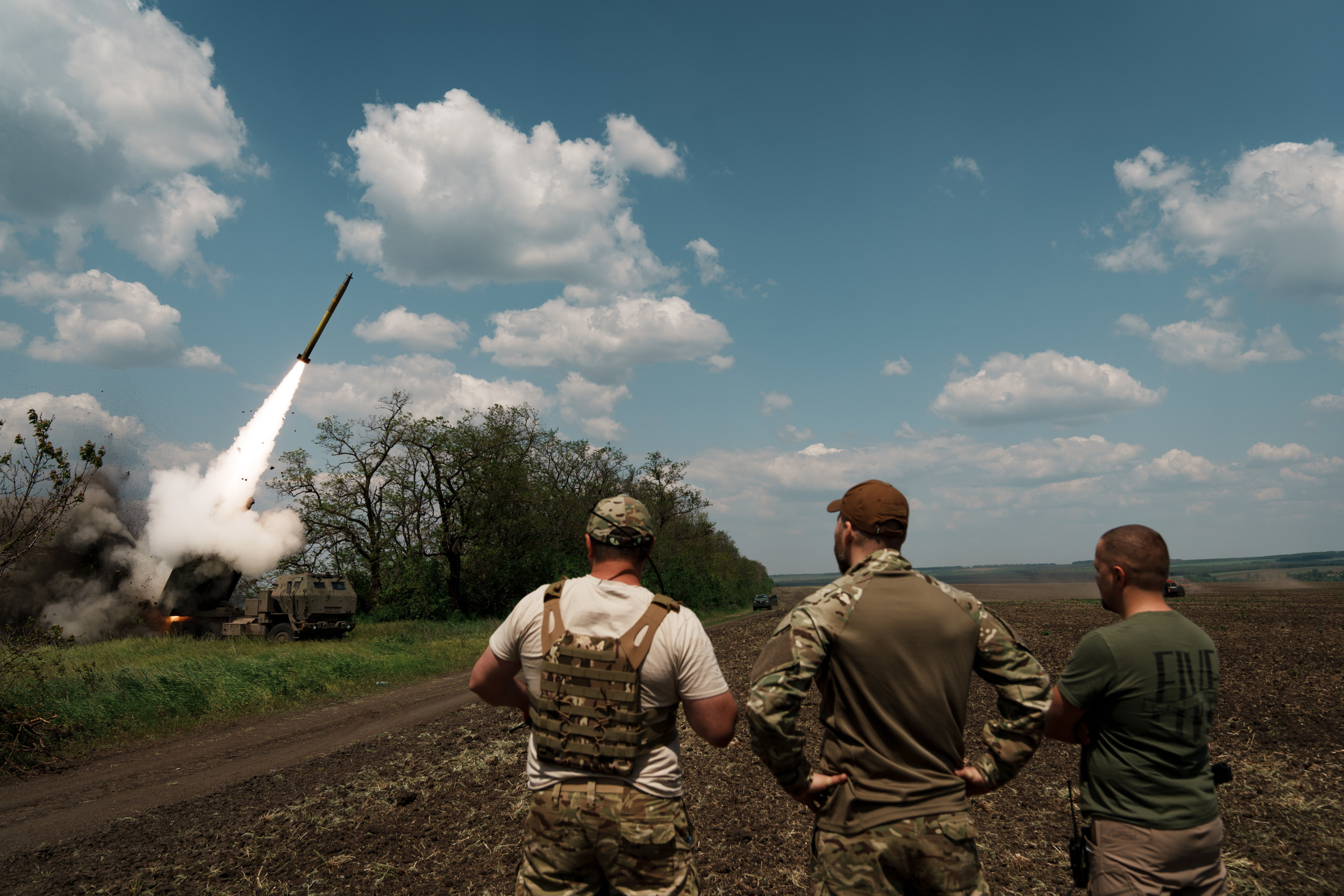 Russian column with HIMARS near Kursk “destroyed”: reports