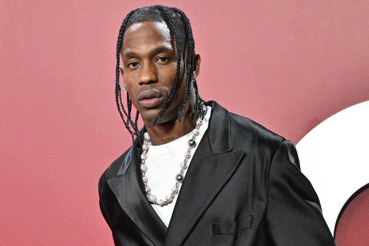 Travis Scott Sends Rip-Roaring Message to LeBron James Just Before Arrest Shakes the Internet