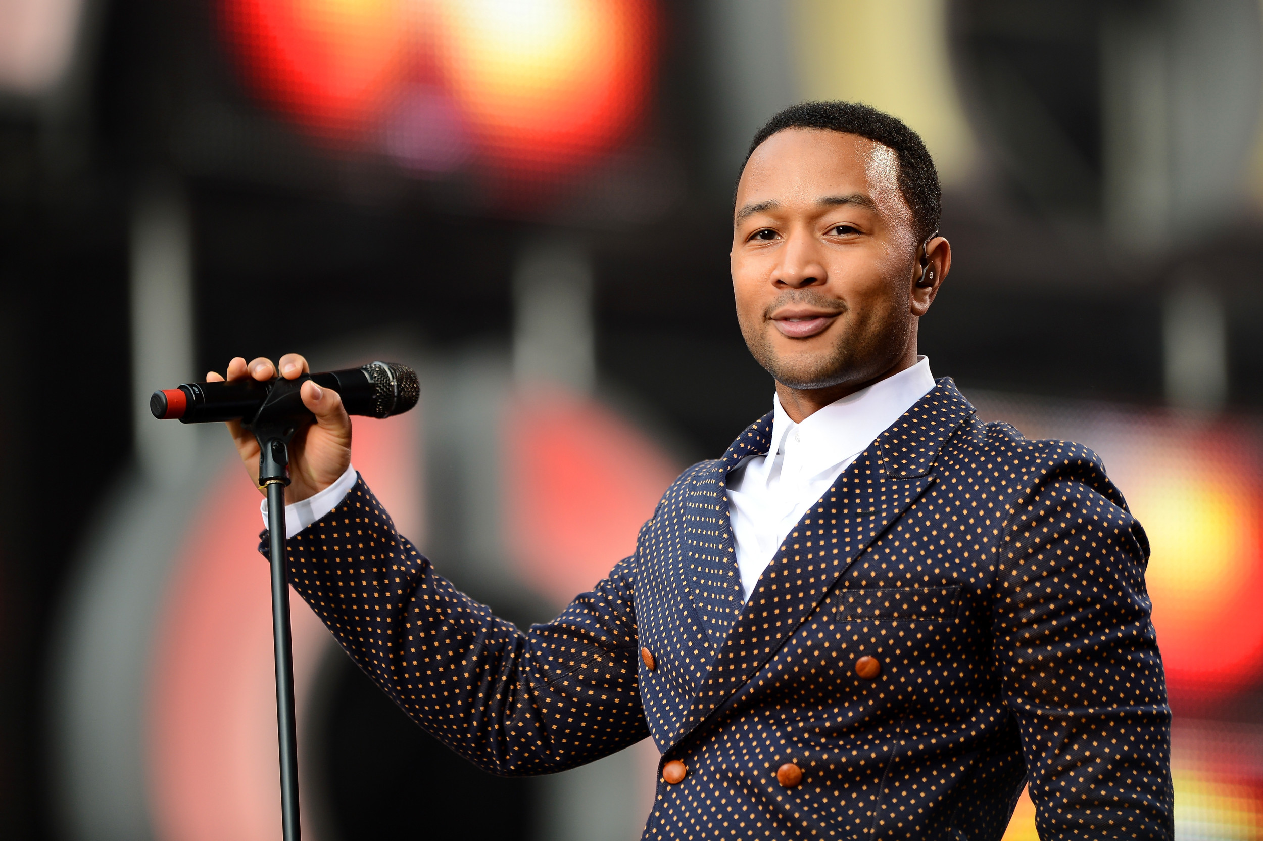 John Legend apologizes after show was “rudely interrupted” by severe weather