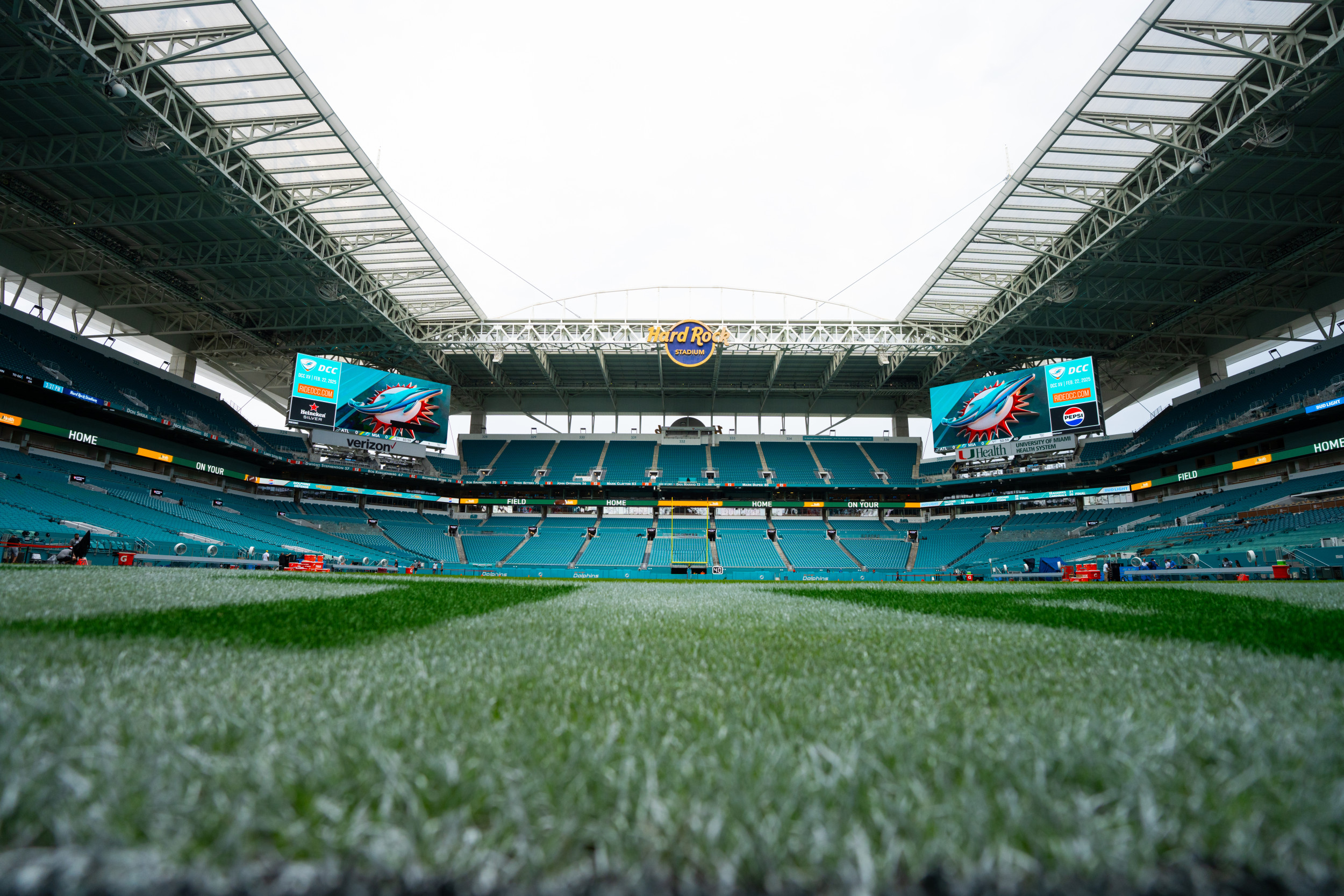 Dolphins Players Surprised With New Stadium Renovations Ahead of Preseason Opener Dolphins Players Surprised With New Stadium Renovations Ahead of Preseason Opener