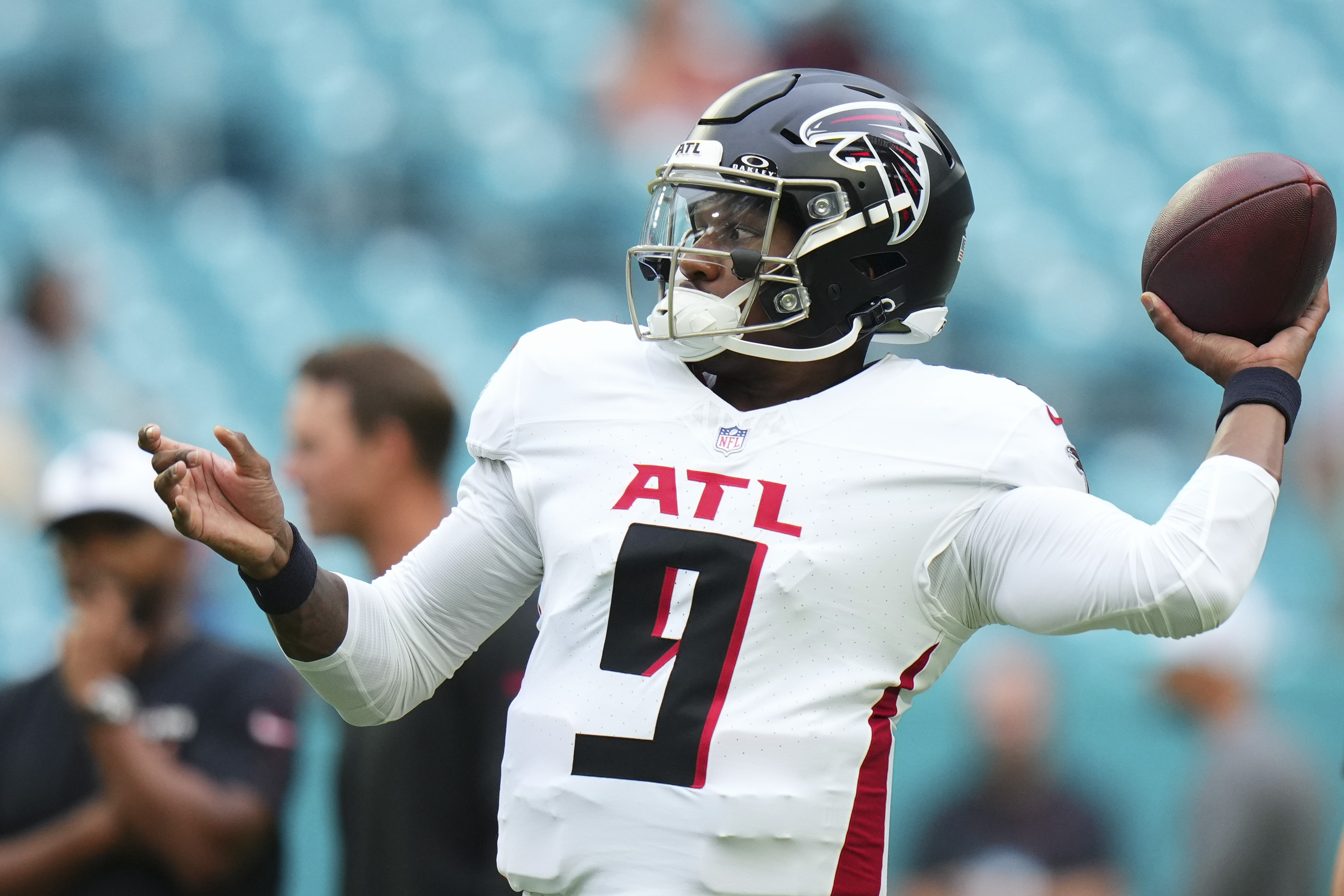 Despite Draft Controversy, Falcons' Rookie QB Michael Penix Shows