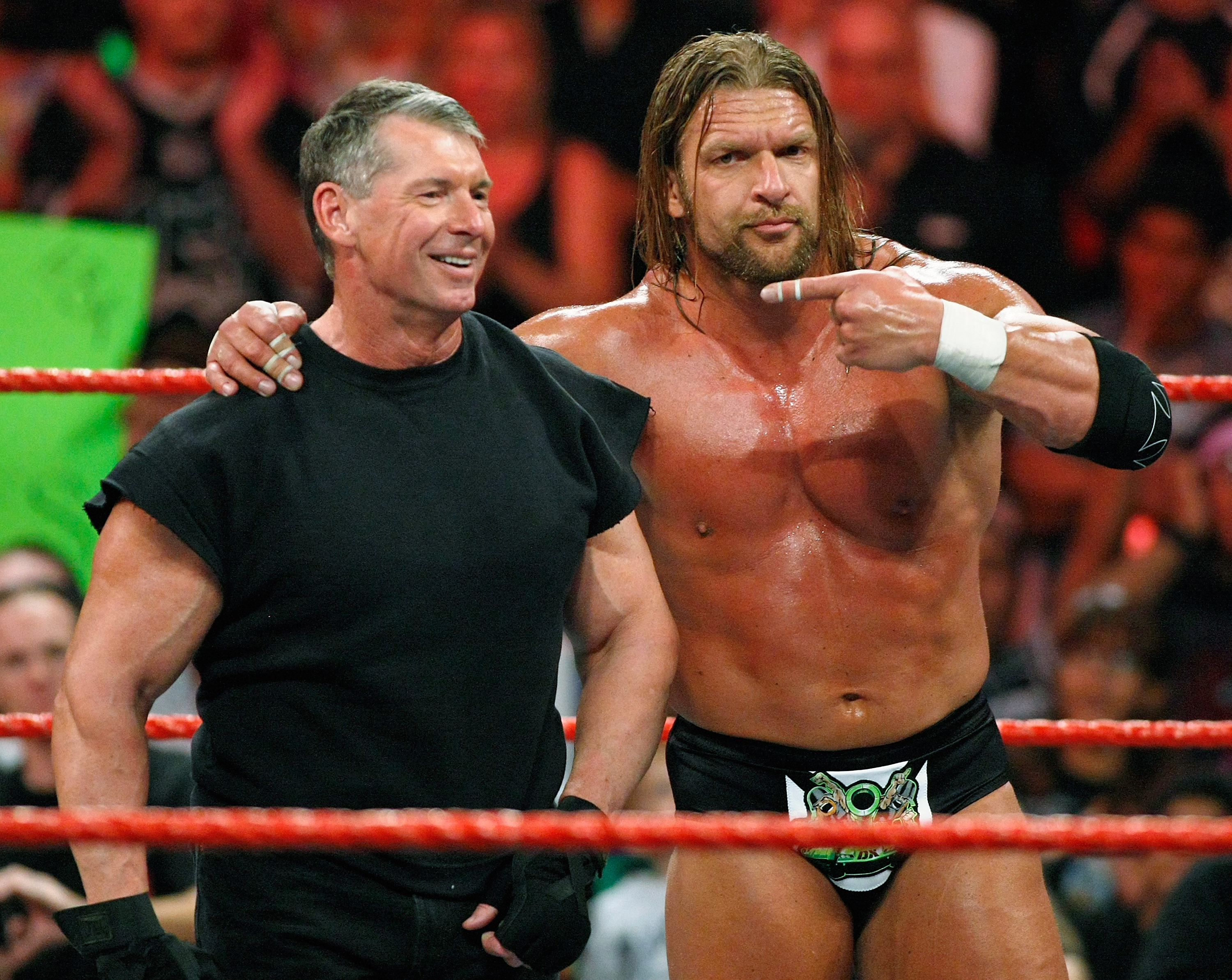 “Why a Former WWE Champion Chooses Vince McMahon Over Triple H”