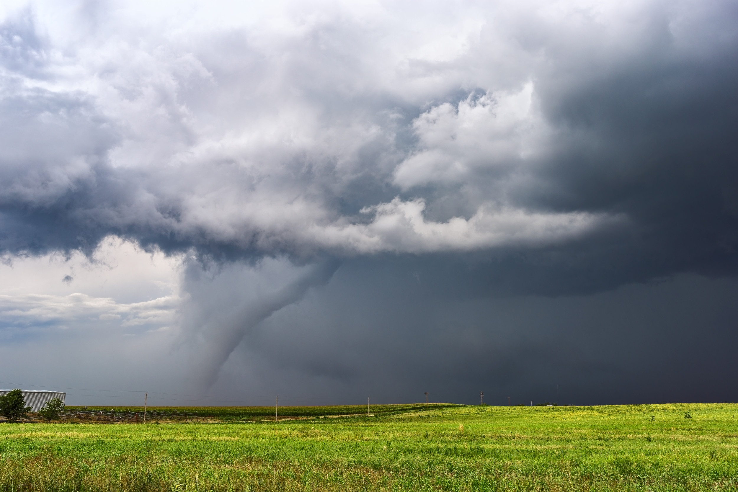 Rare tornado sweeps through Colorado City near Pikes Peak