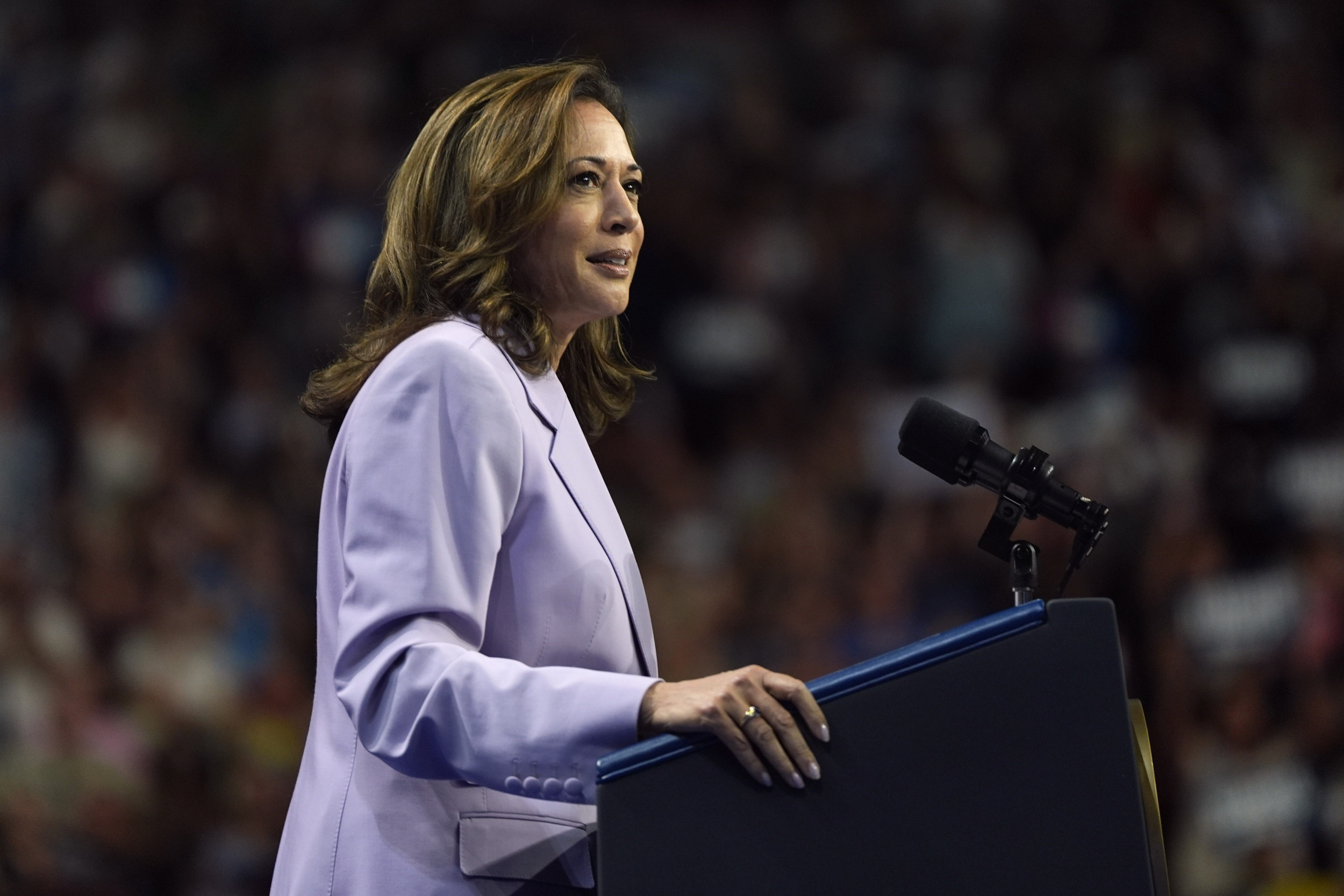 Kamala Harris gets jobs warning from new poll