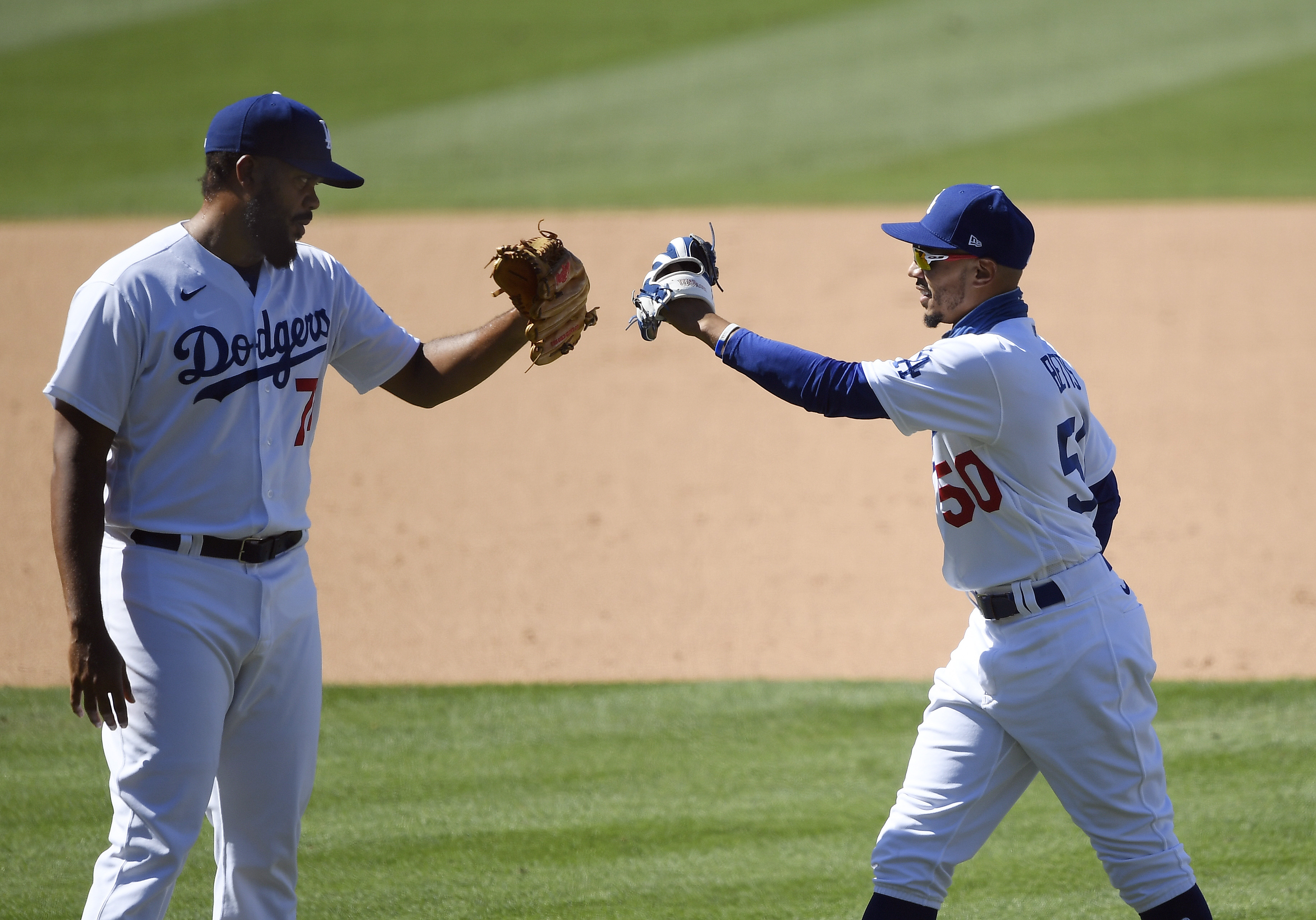 Mookie Betts Returns to Dodgers After Injury