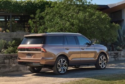 2025 Lincoln Navigator