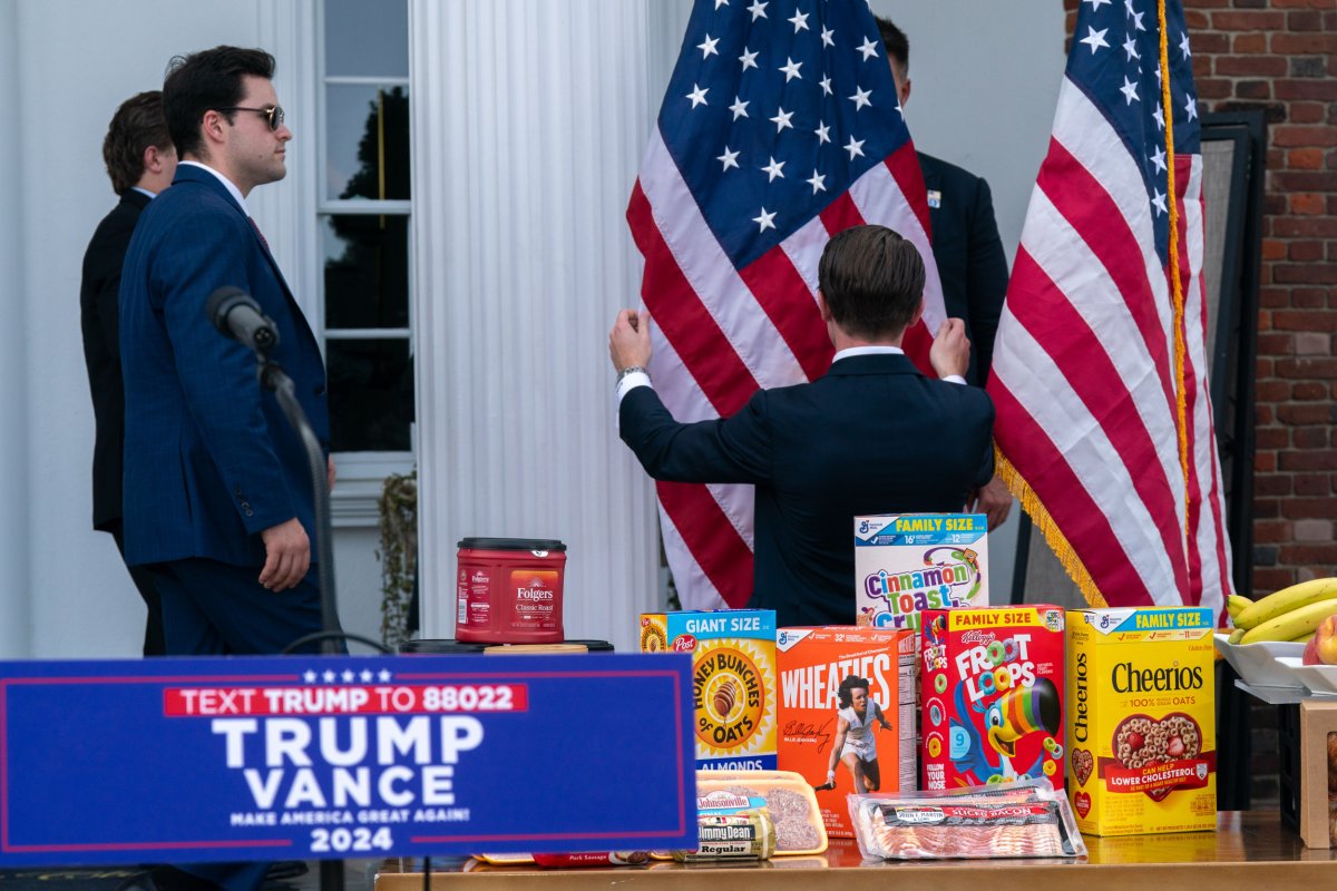 Groceries Trump