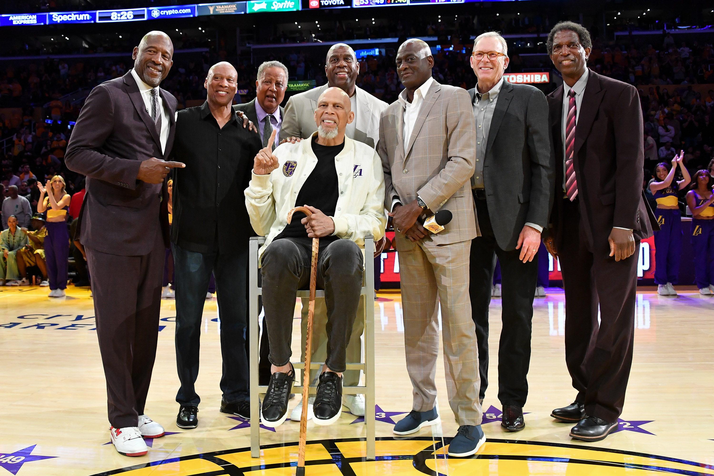 Lakers to Retire Michael Cooper's No. 21 Jersey