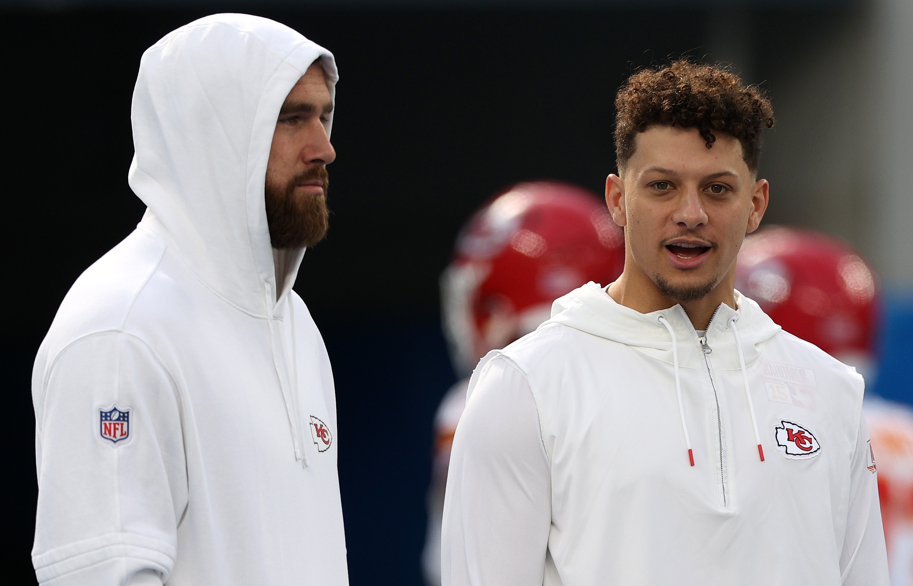 Patrick Mahomes Throws Behind-the-Back Pass to Tease Travis Kelce