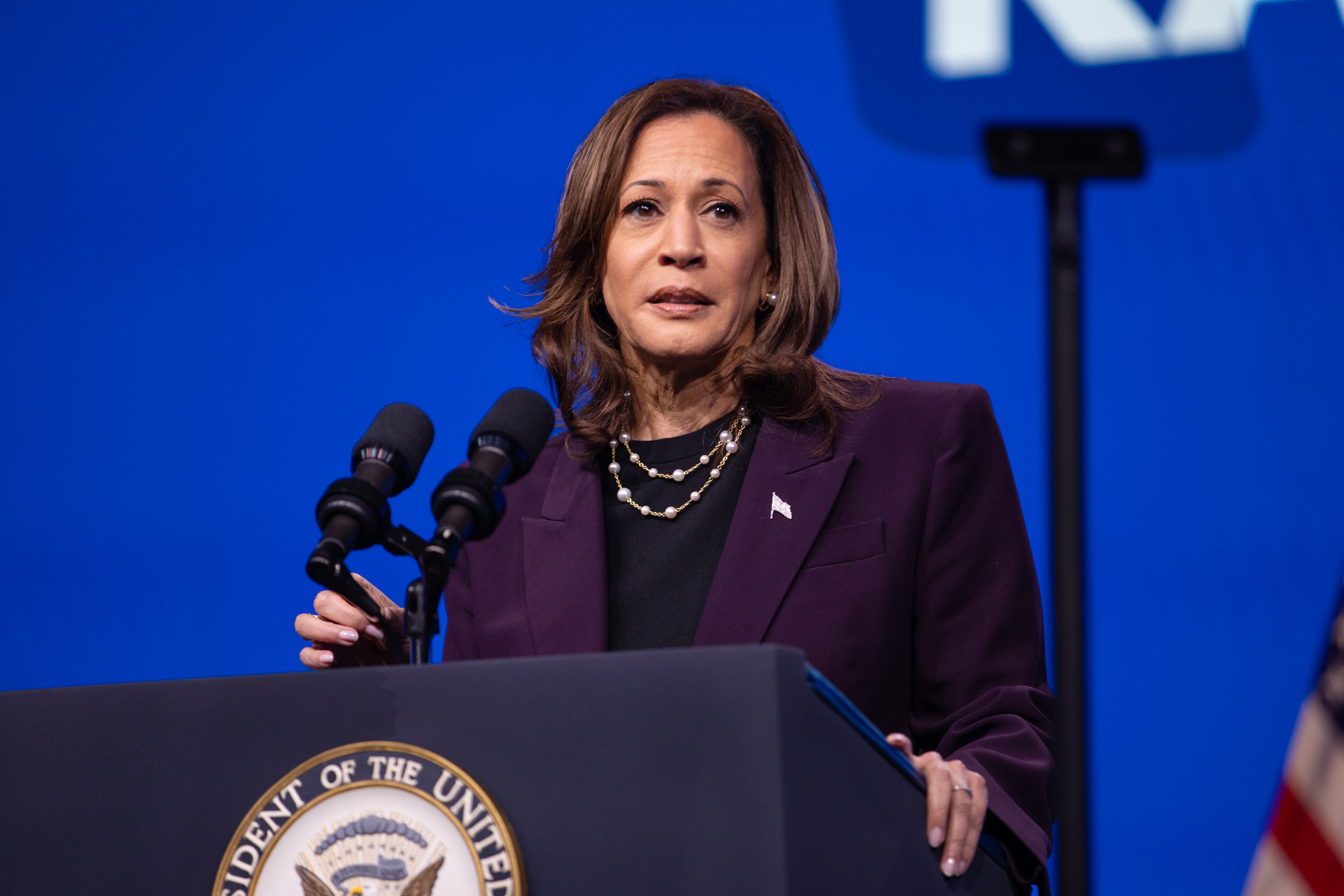 Florida Republicans Warn of Kamala Harris’ Rising Poll Numbers as a Serious Concern