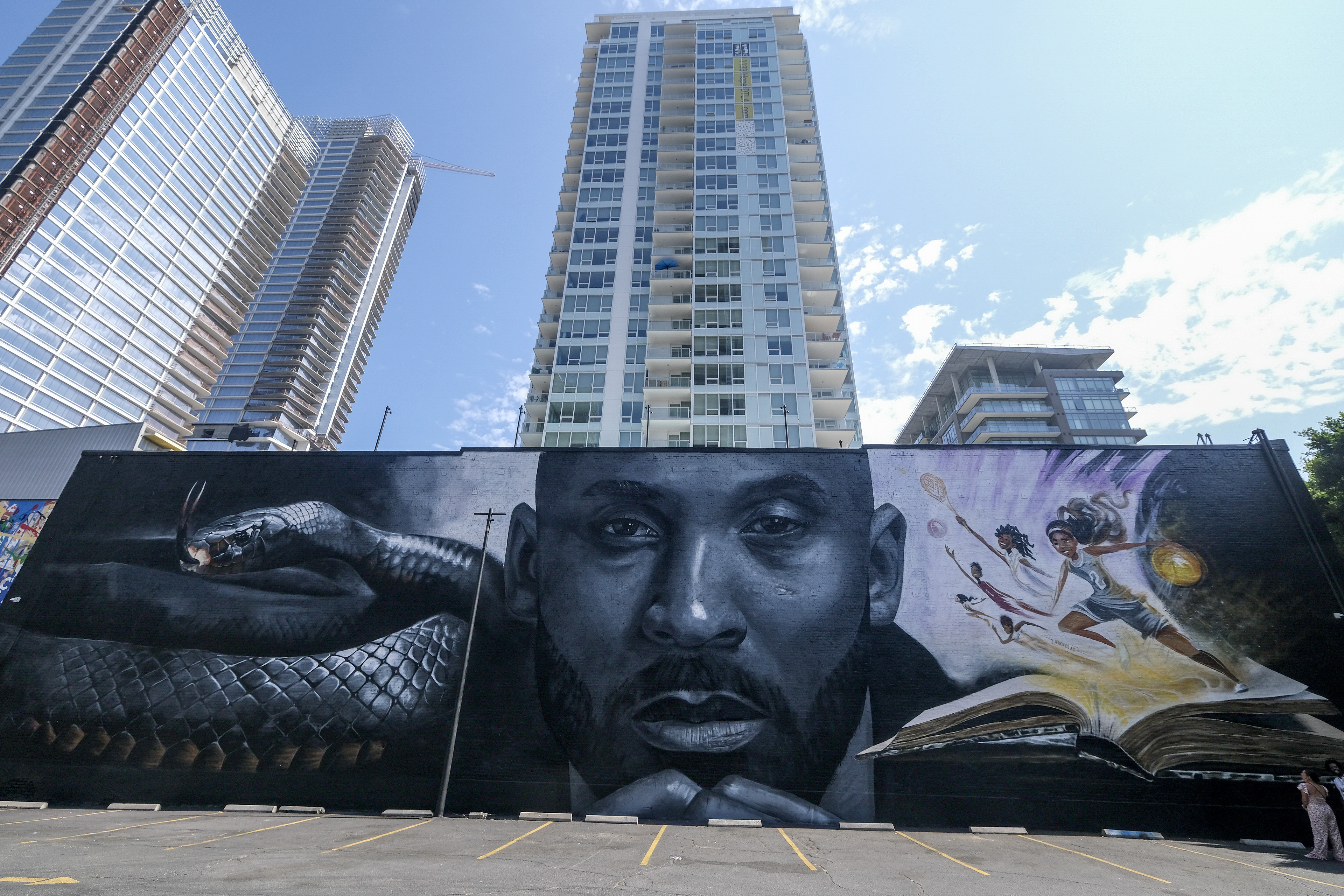 Vanessa Bryant Posts Tribute For Kobe s Birthday Ahead Of Mamba Day 