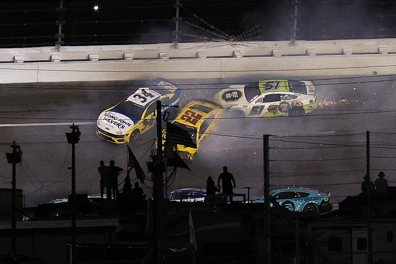 NASCAR Cup Series: Josh Berry suffers life-threatening accident at Daytona International Speedway