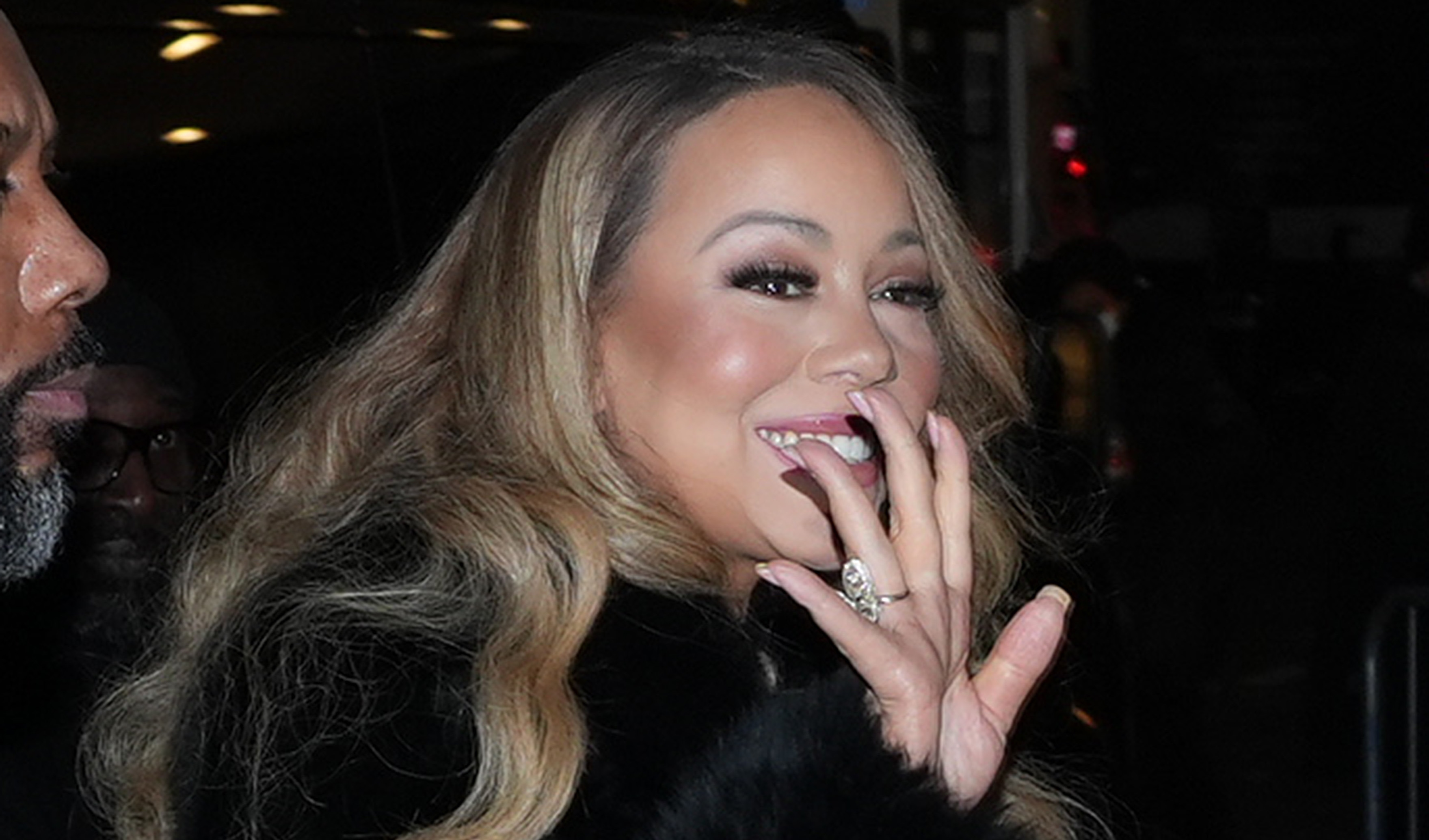 Mariah Carey suffers two “tragic” family losses in one day