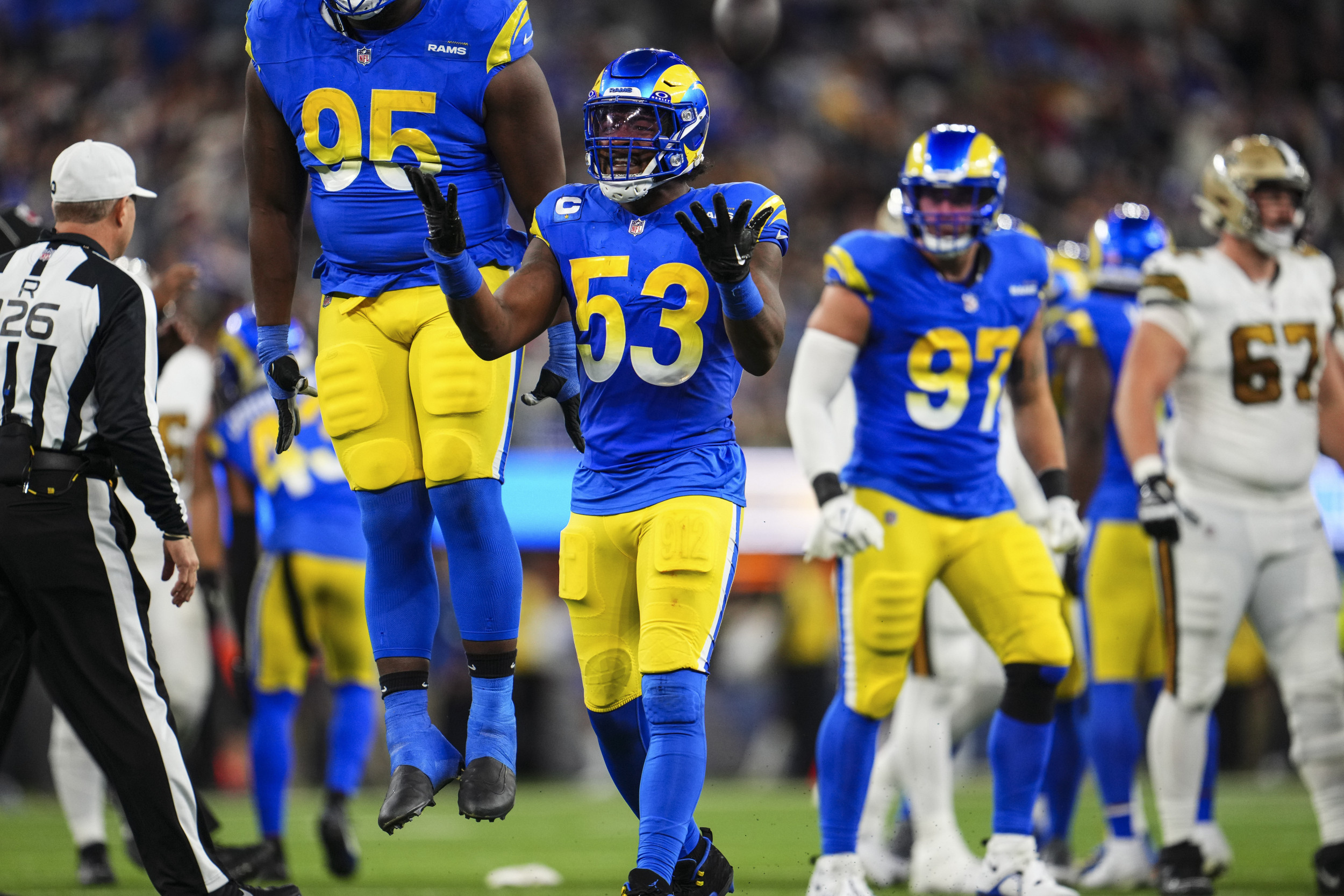 rams-trade-lb-ernest-jones-to-titans-in-shocking-move-newsweek